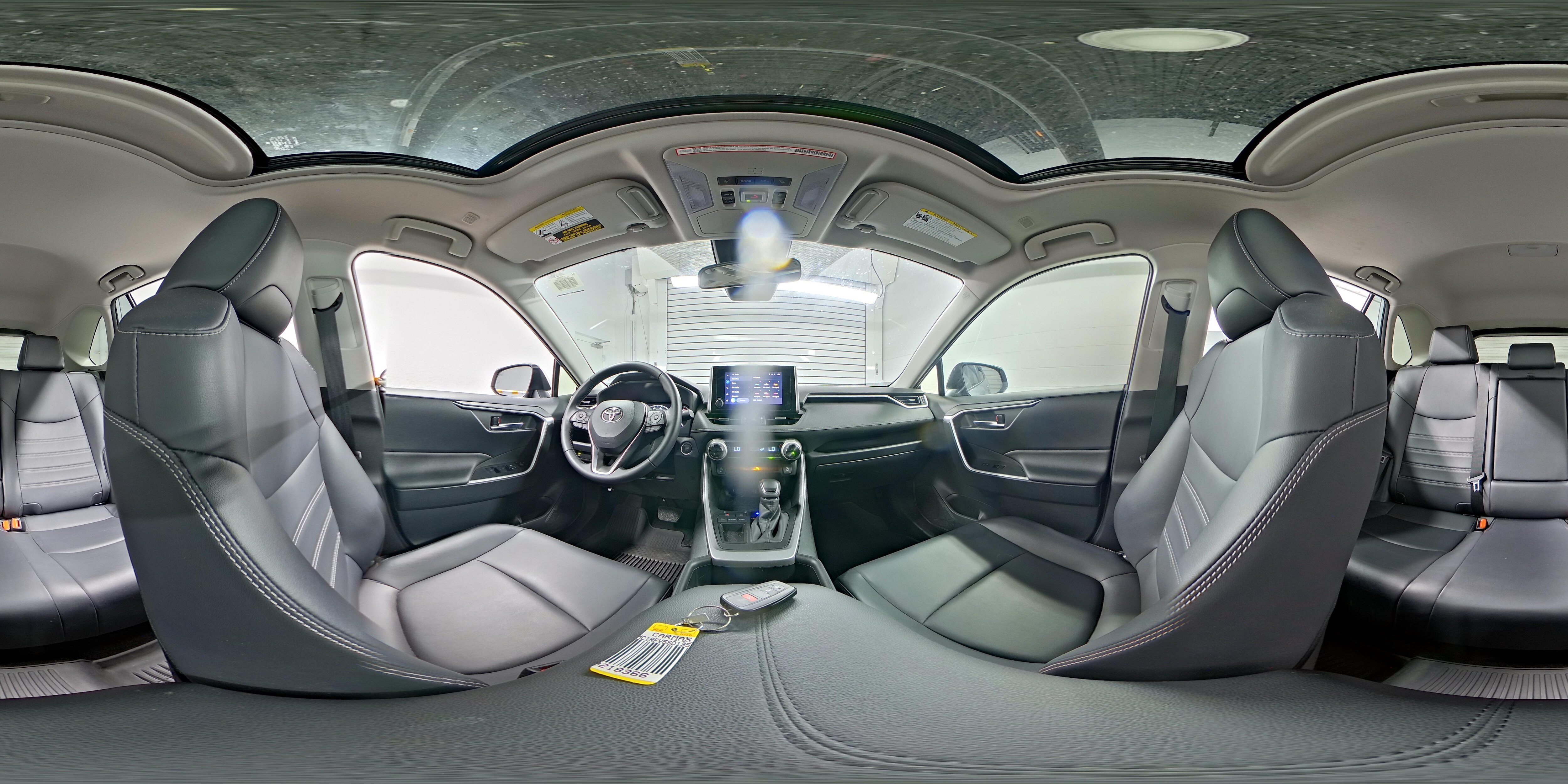 2025 Toyota RAV4 XLE Premium - Photo 16