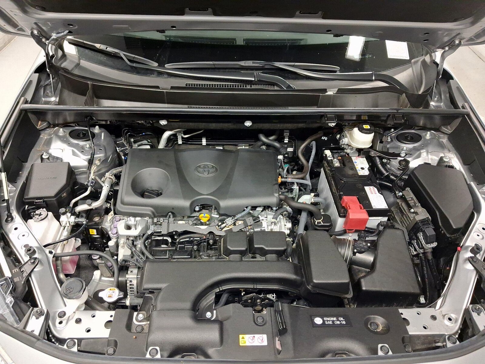 2025 Toyota RAV4 XLE Premium - Photo 14