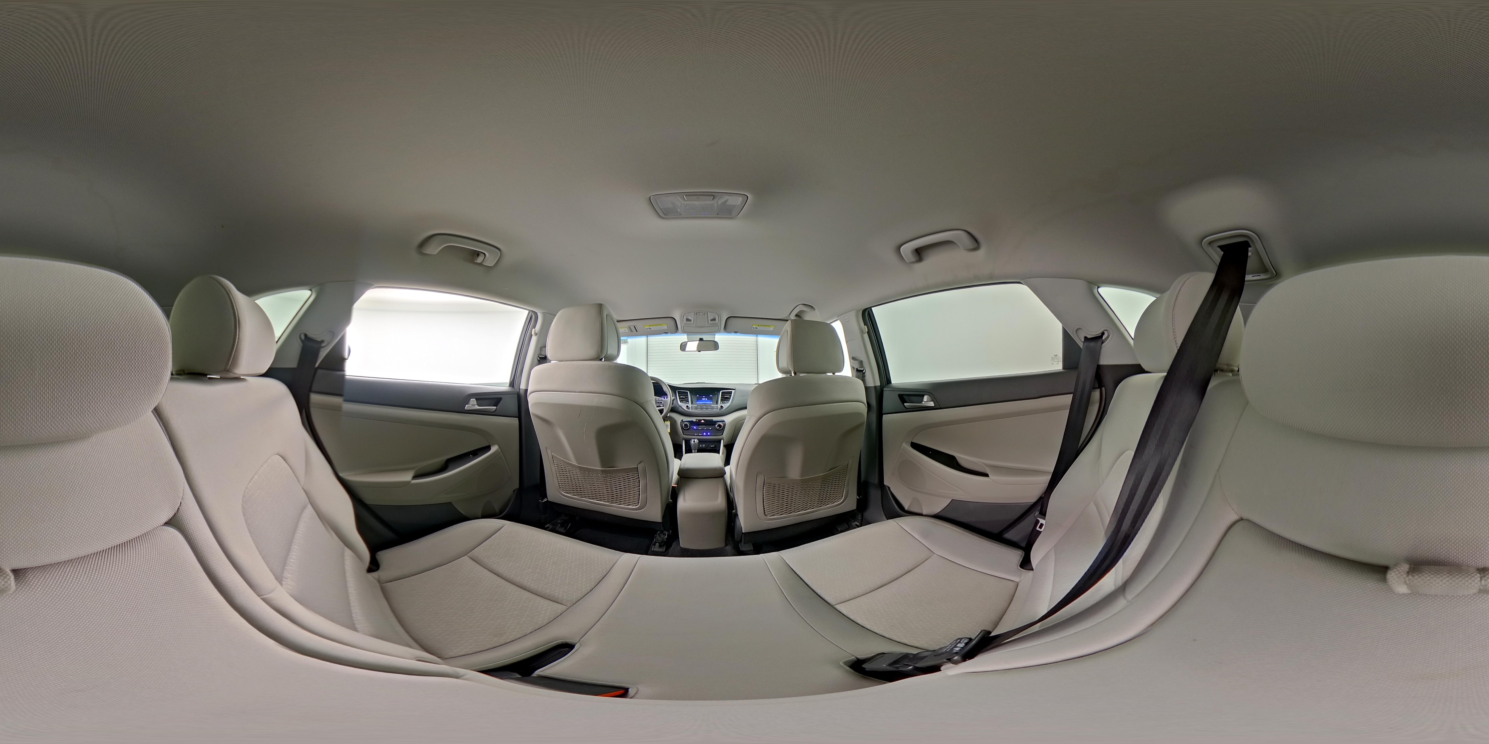 2018 Hyundai Tucson SE - Photo 25