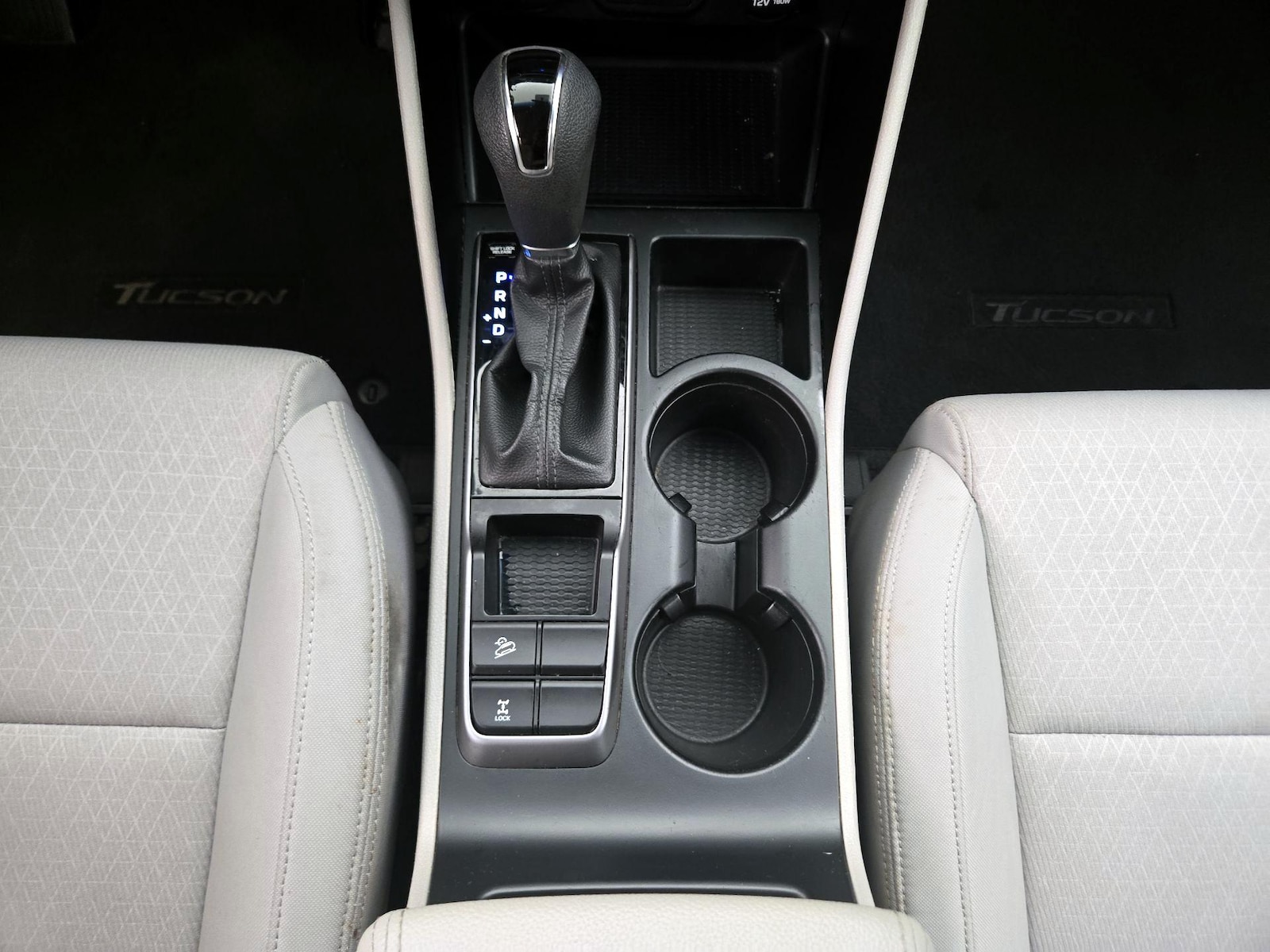 2018 Hyundai Tucson SE - Photo 18