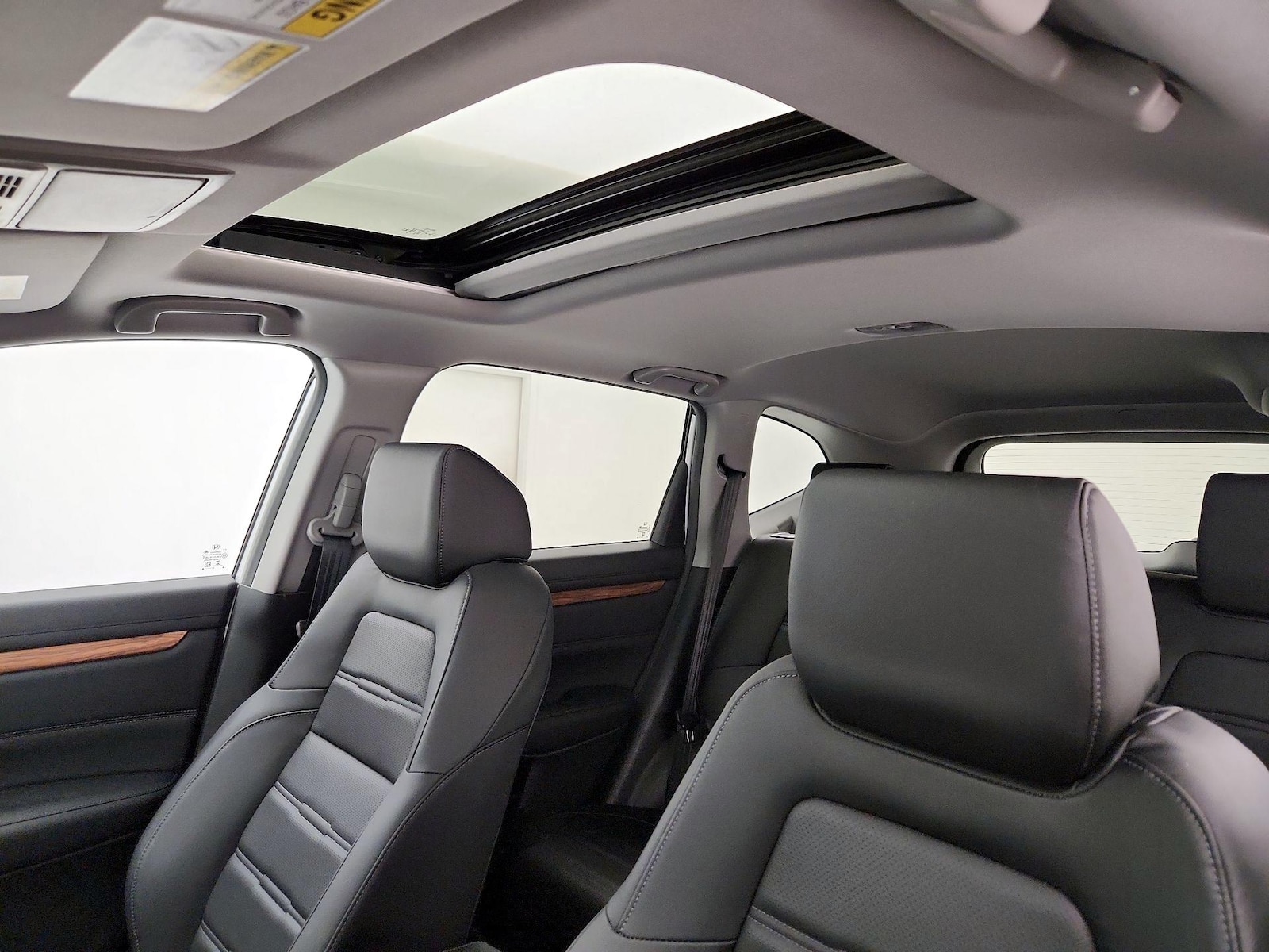 Sunroof(s) & Overhead Airbags