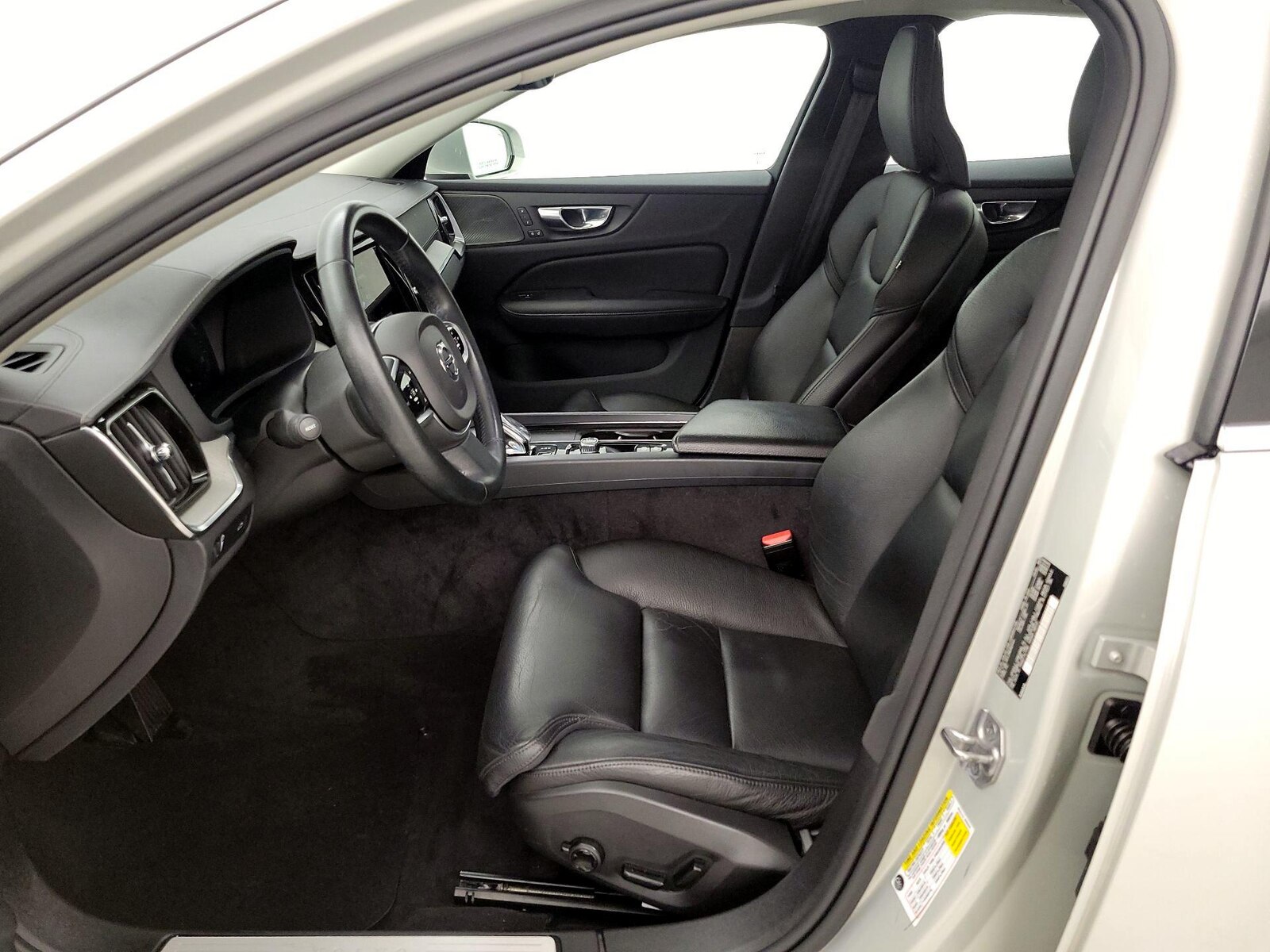 Power Seat(s) & Leather Seats