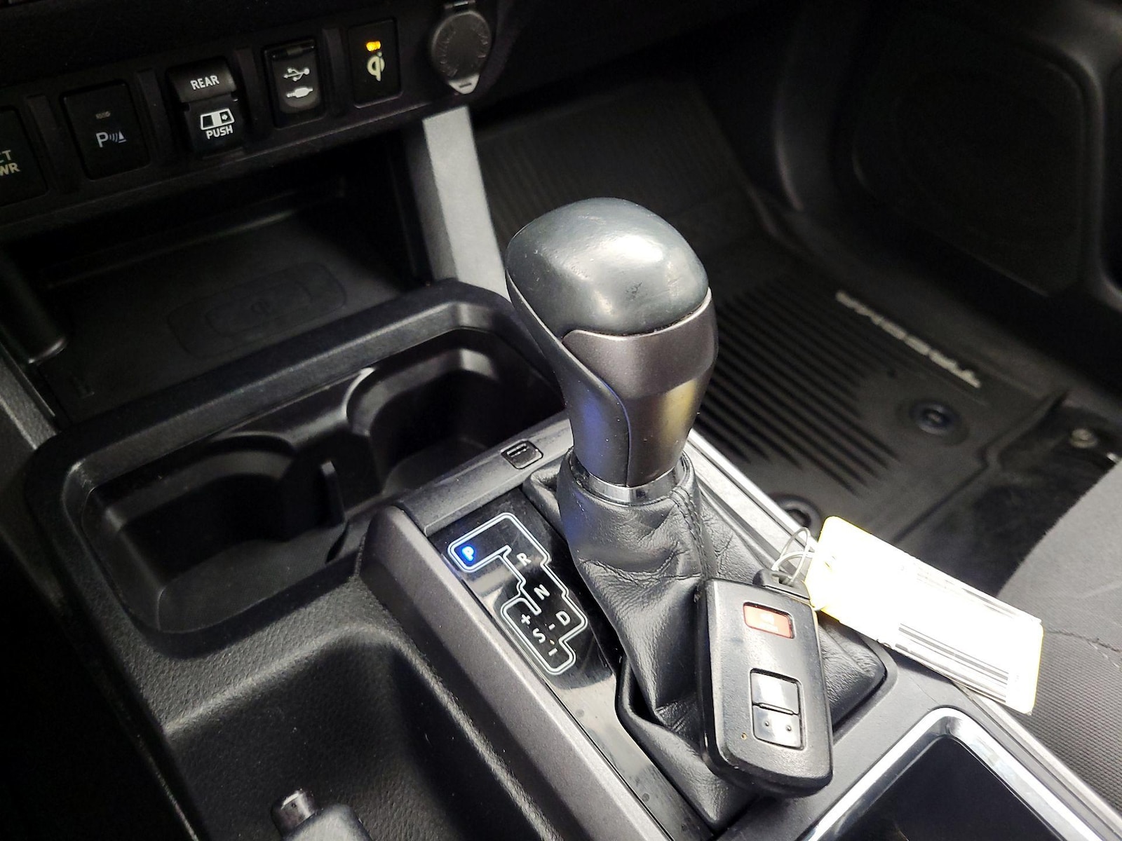 2018 Toyota Tacoma TRD Off Road - Photo 18