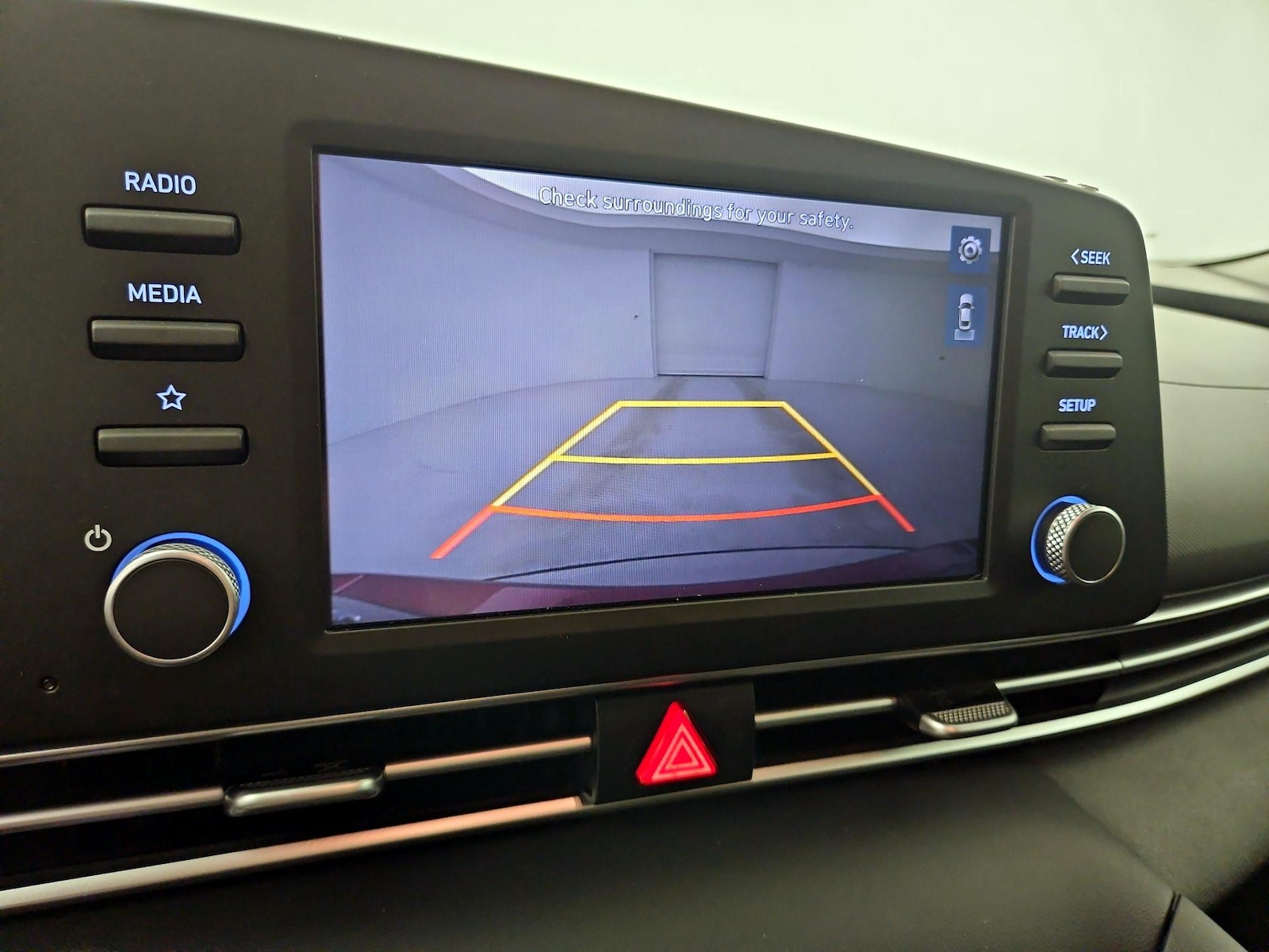 2023 Hyundai Elantra Blue - Photo 15