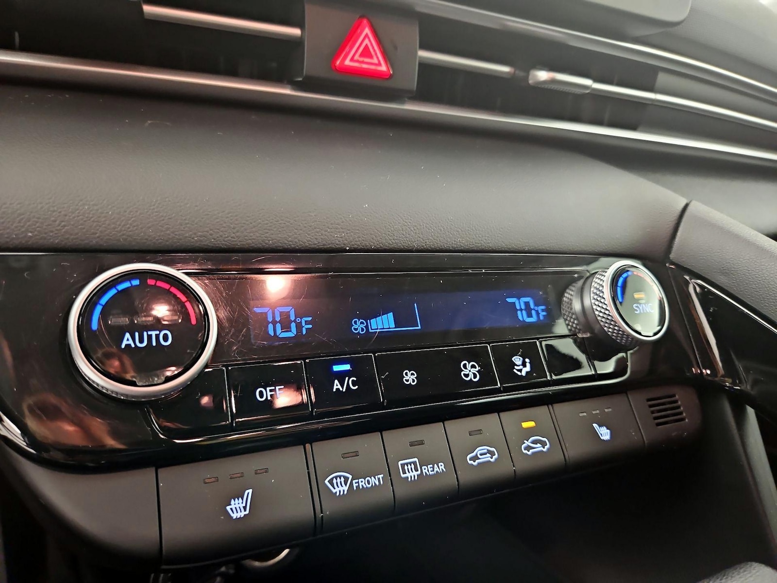 2023 Hyundai Elantra Blue - Photo 17