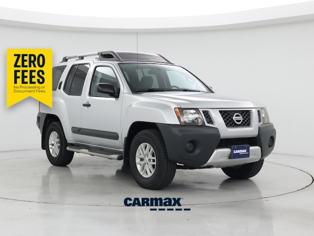 White 2015 Nissan Xterra SUV / Crossover Automatic