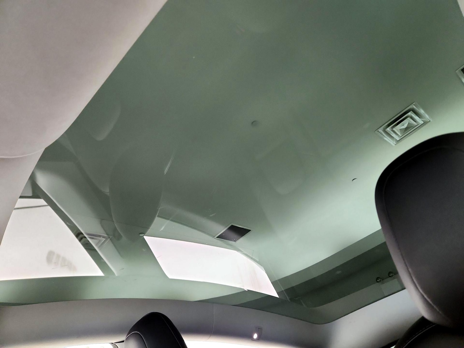 Skylight(s) & Overhead Airbags