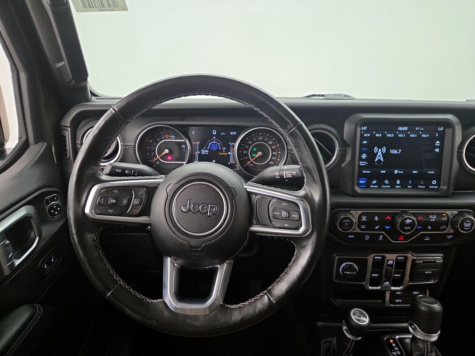 2022 Jeep Gladiator Overland - Photo 11