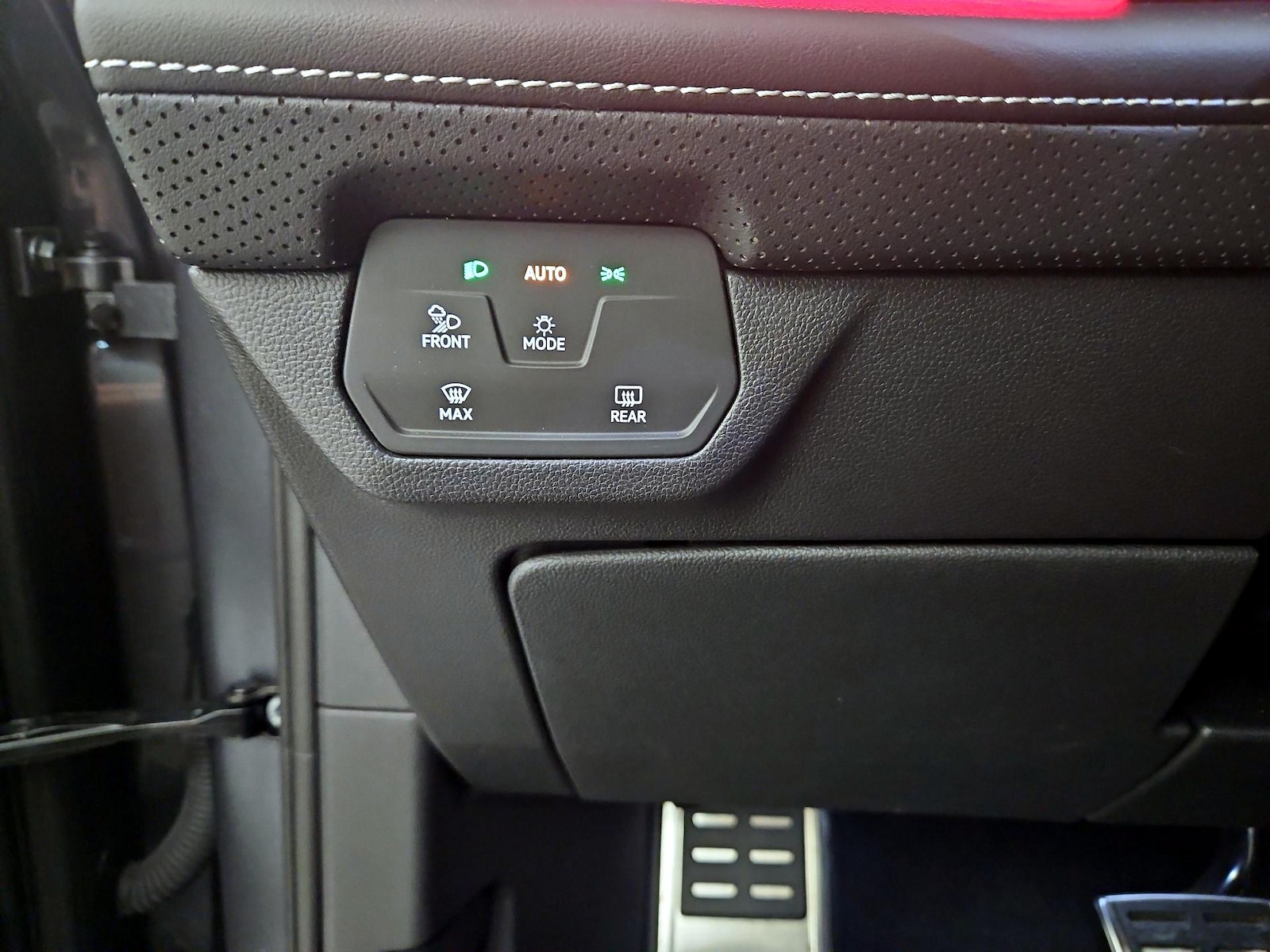 2024 Volkswagen Atlas SEL Premium R-Line - Photo 14