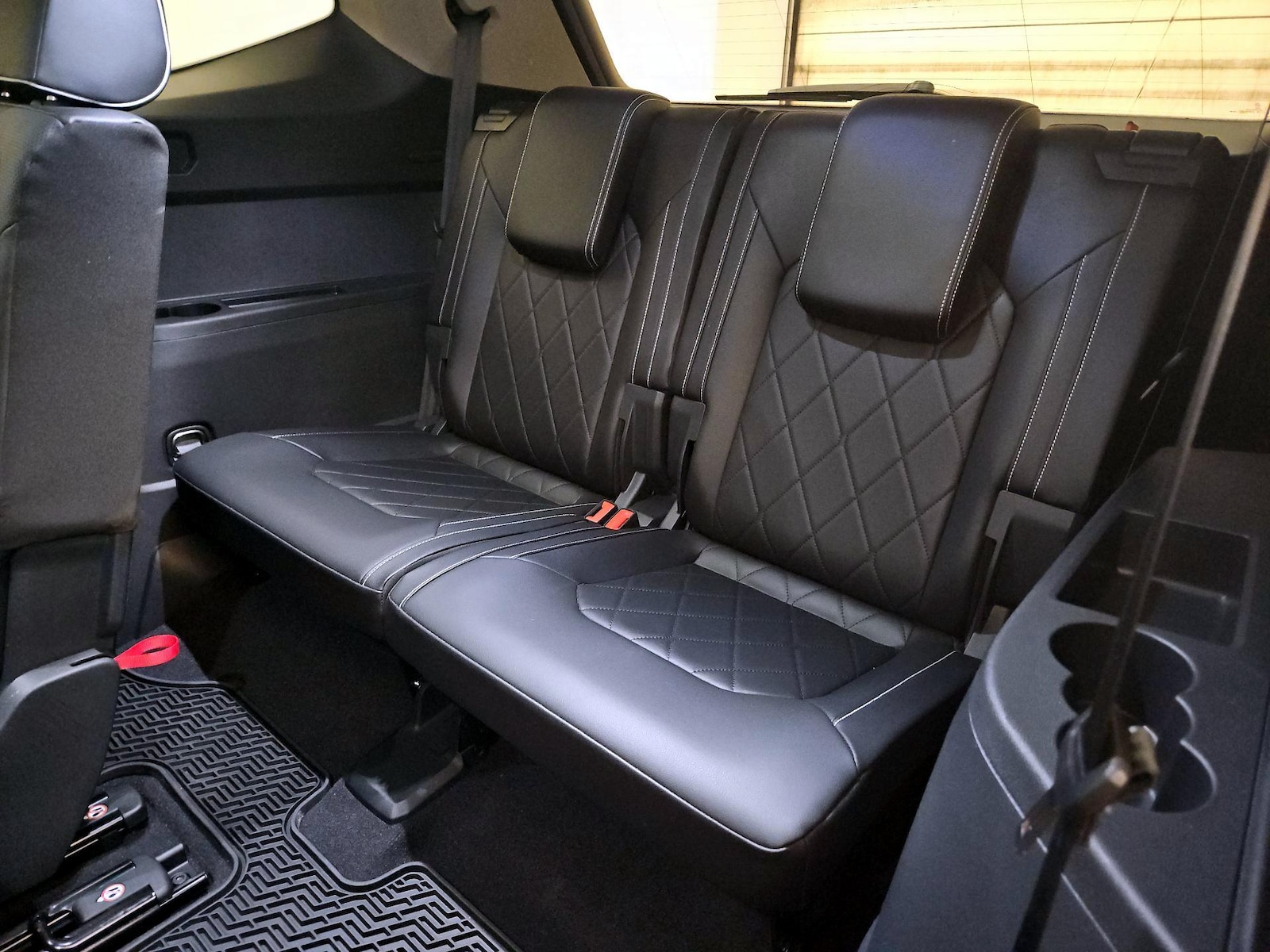 2024 Volkswagen Atlas SEL Premium R-Line - Photo 23