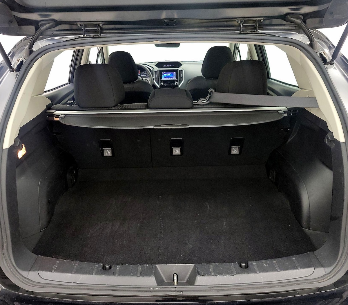 Trunk/Cargo (Seats Up)