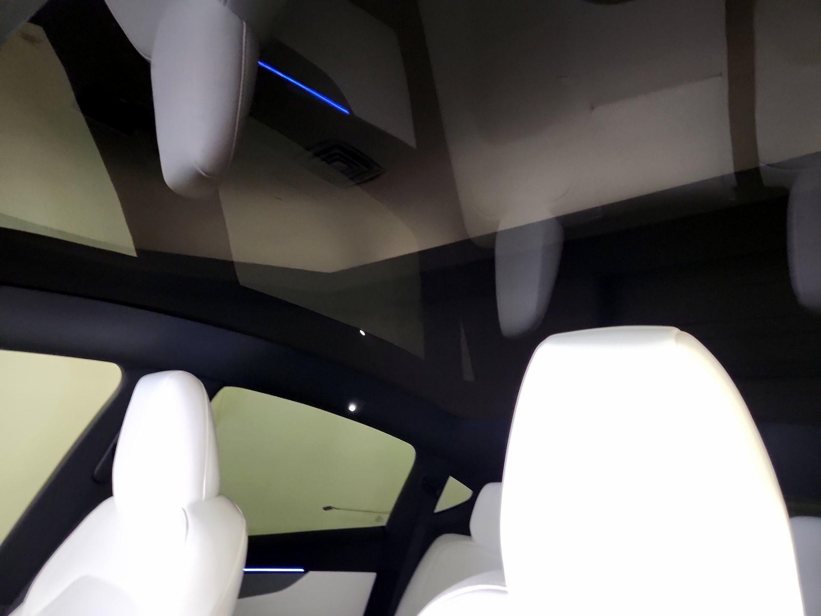 Skylight(s) & Overhead Airbags