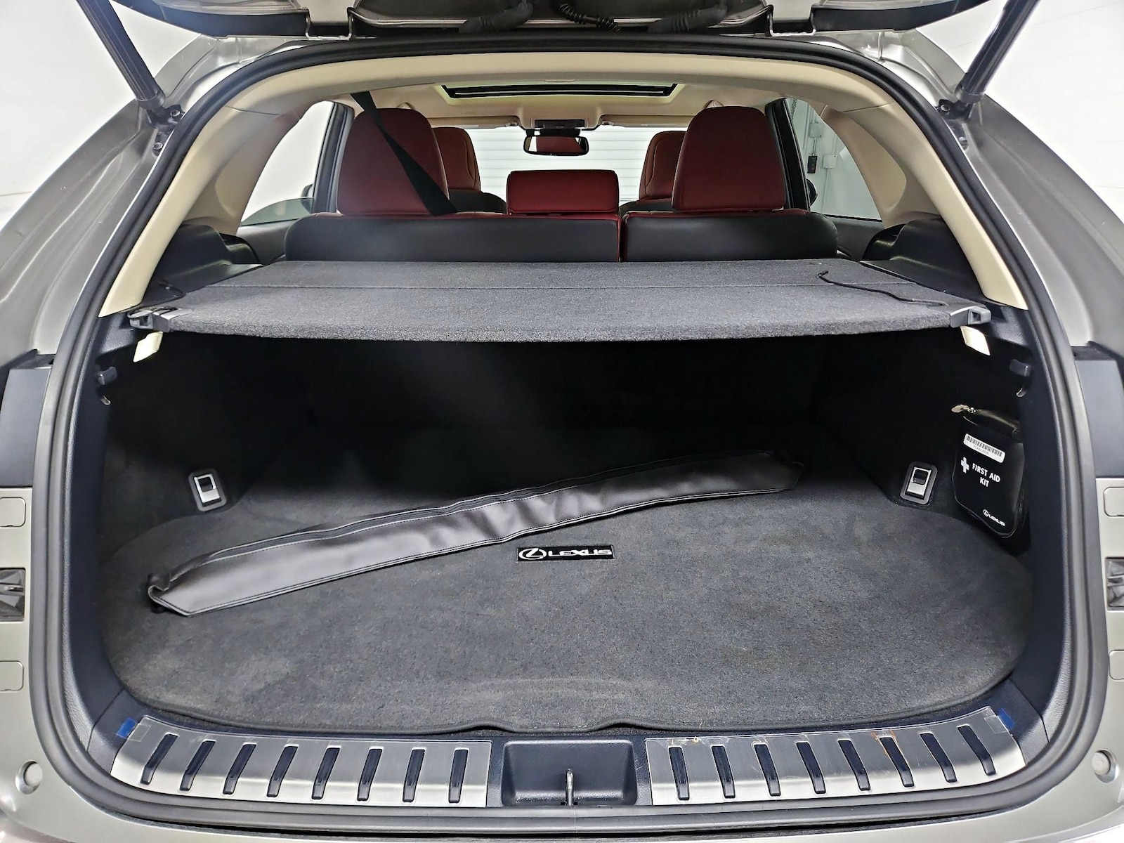 2021 Lexus NX 300 - Photo 23