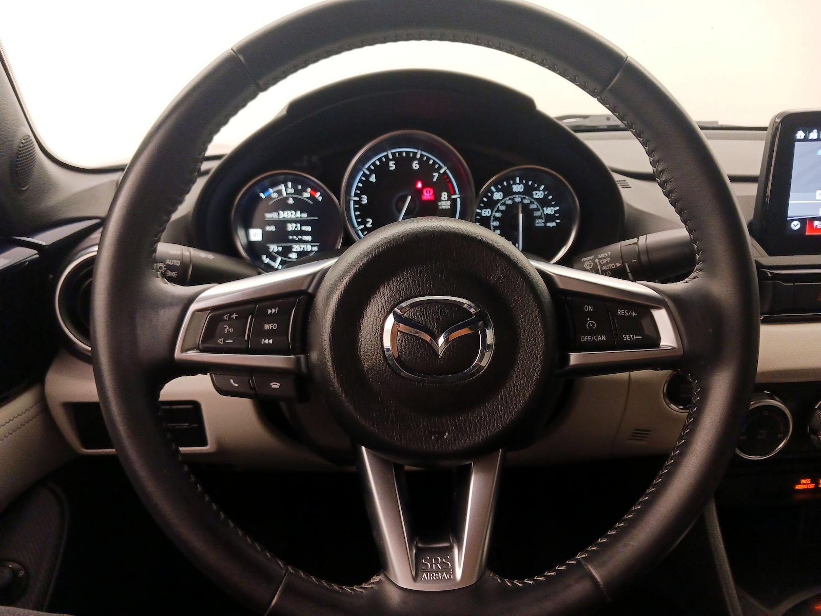 2021 Mazda MX-5 Miata Grand Touring - Photo 11