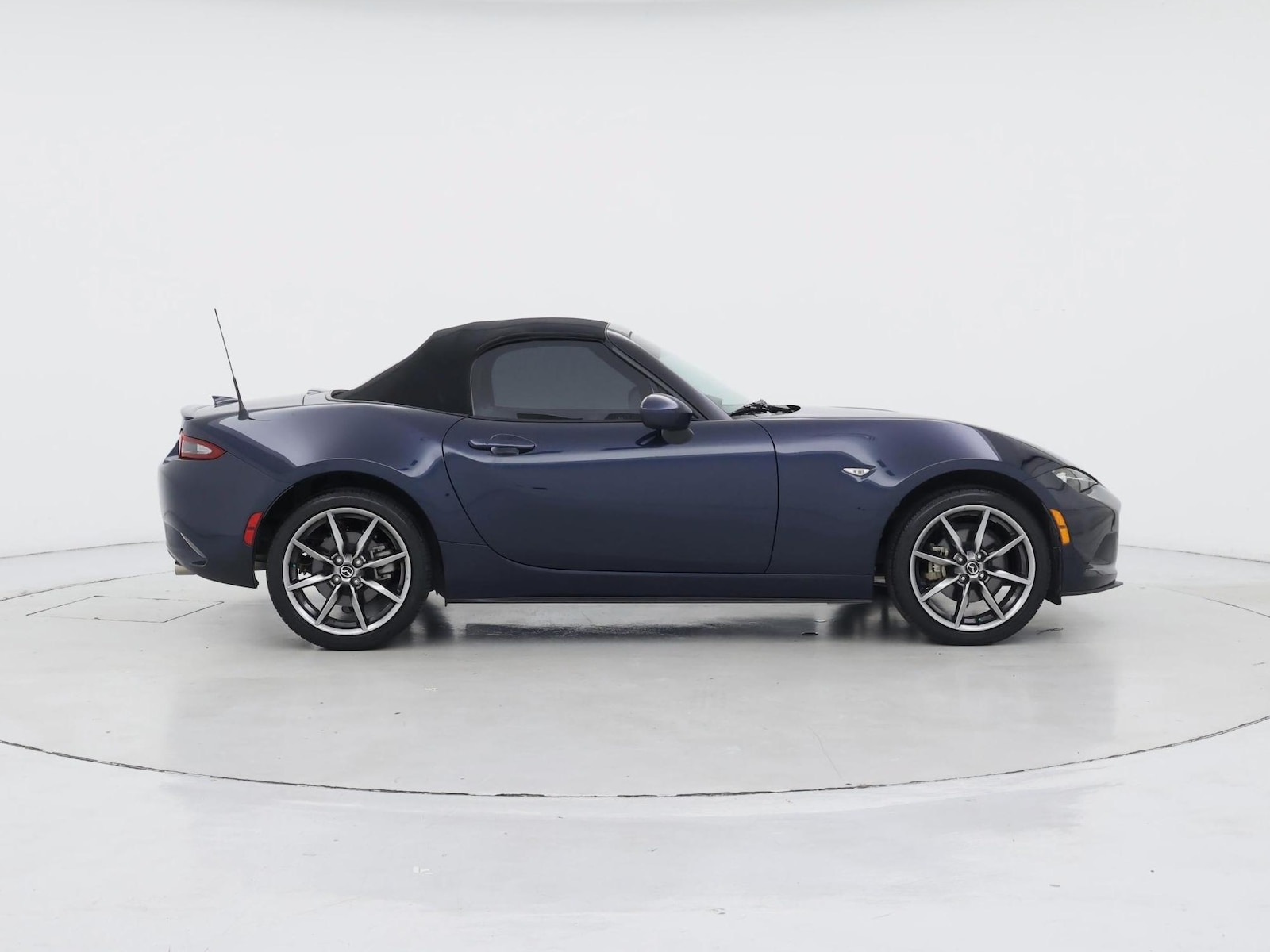 2021 Mazda MX-5 Miata Grand Touring - Photo 8