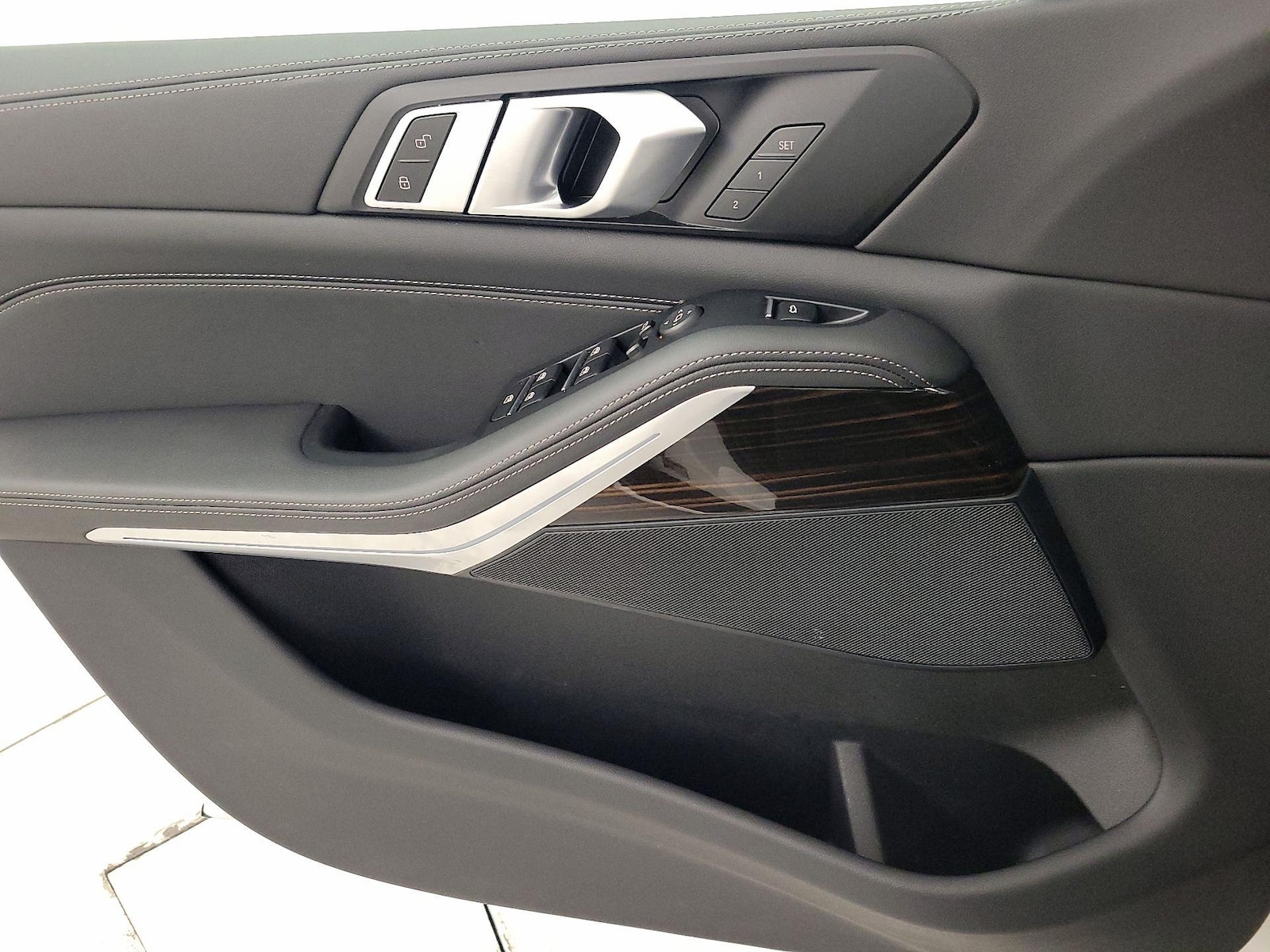 2025 BMW X5 40i - Photo 13