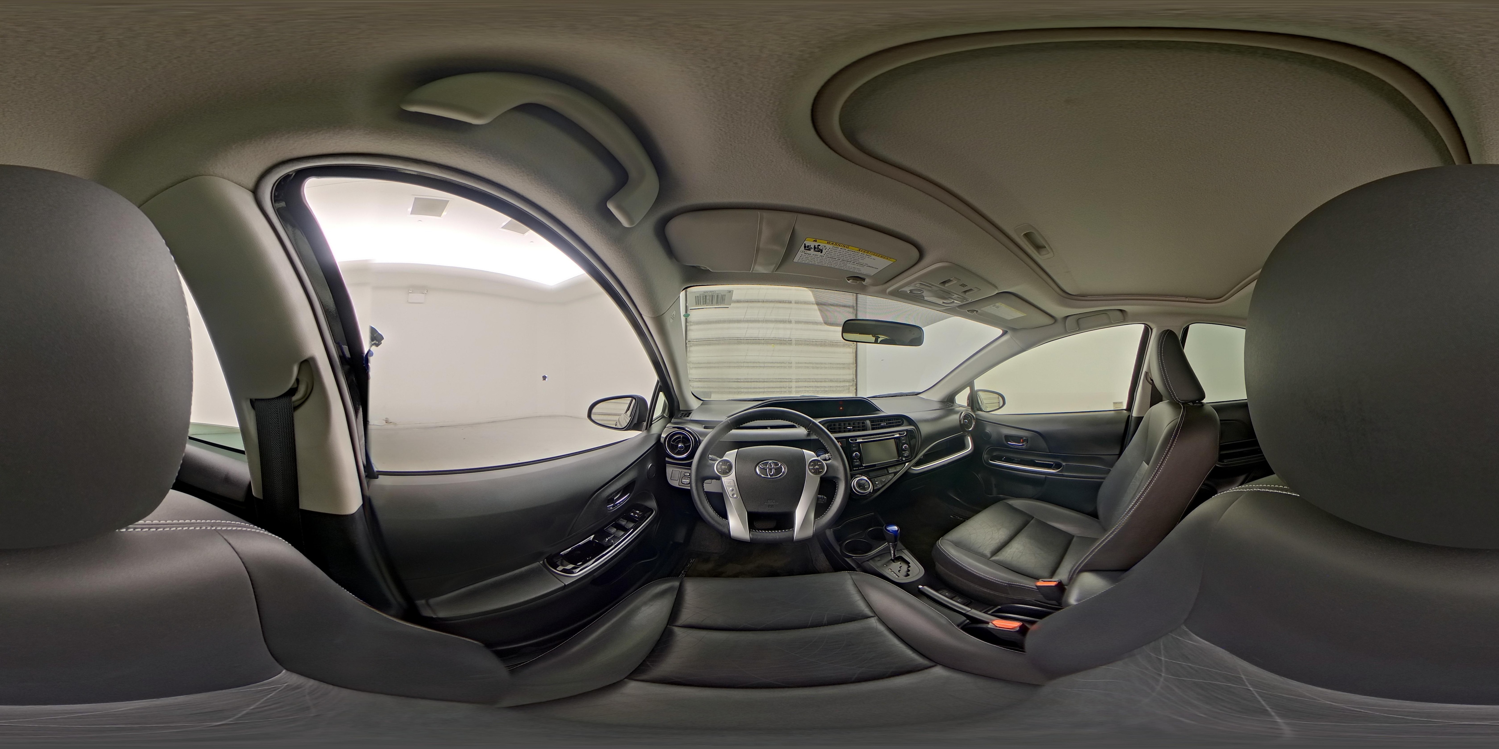 2016 Toyota Prius c Four - Photo 28