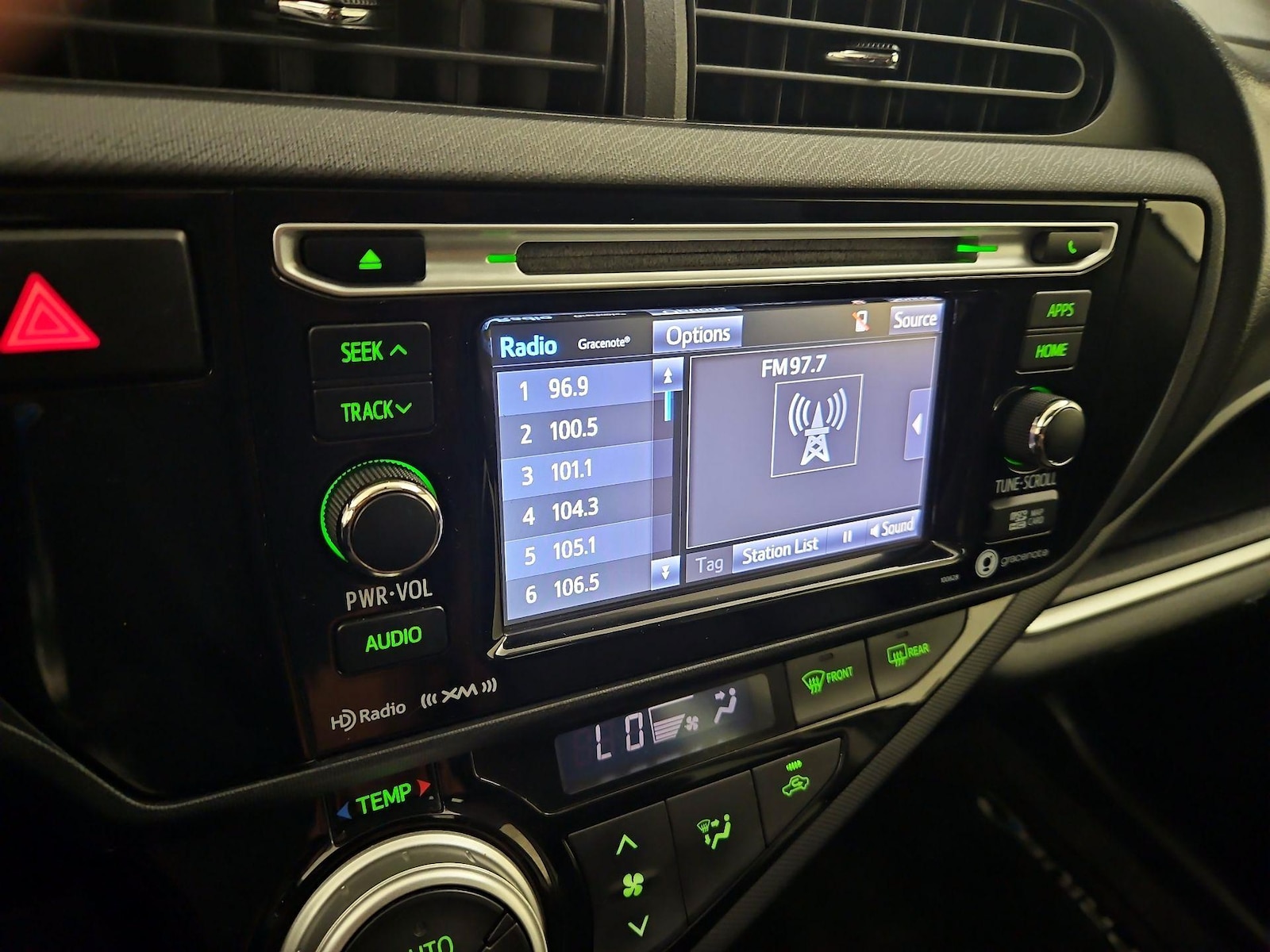 2016 Toyota Prius c Four - Photo 17