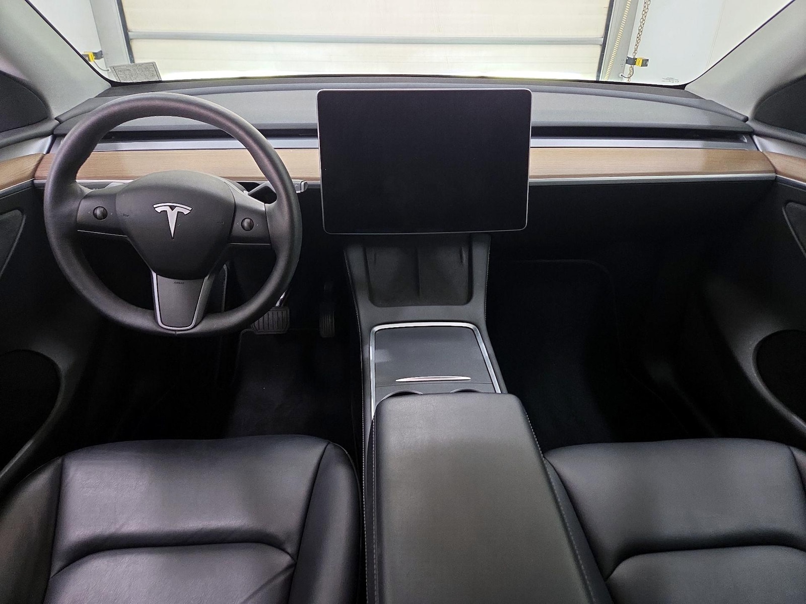 2023 Tesla Model Y Long Range - Photo 10