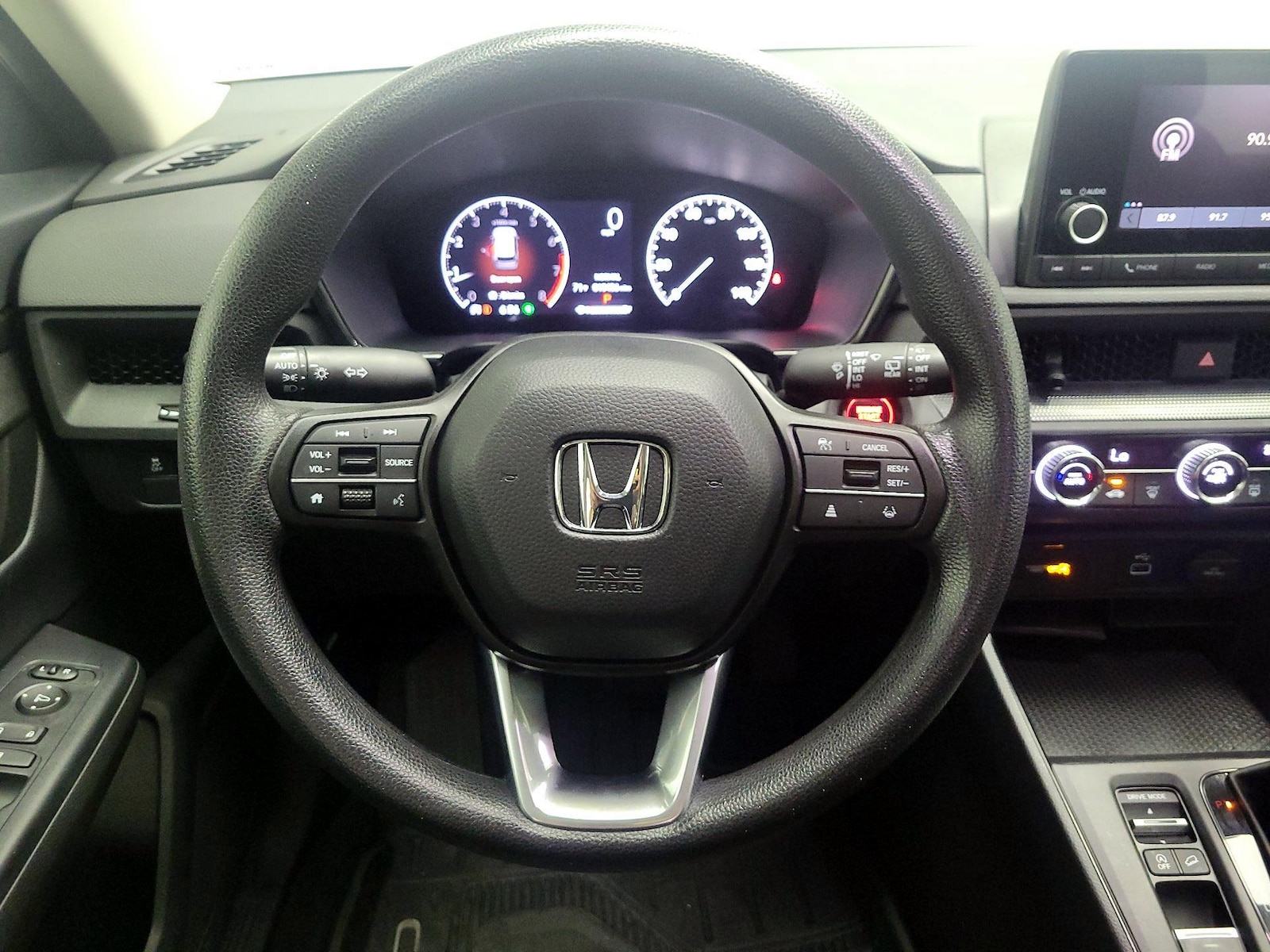 2025 Honda CR-V LX - Photo 11