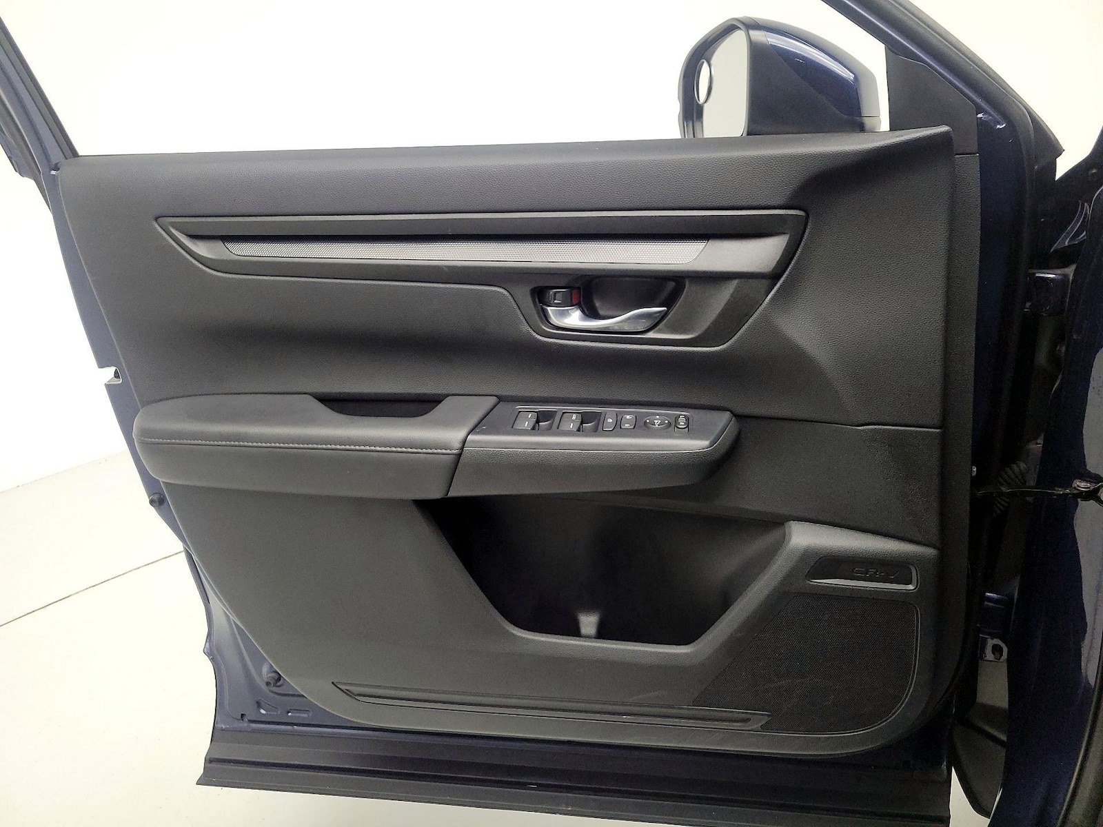 2025 Honda CR-V LX - Photo 13