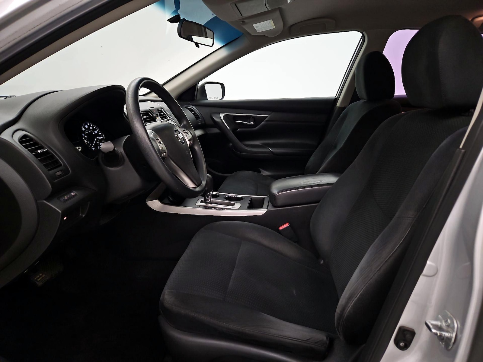2015 Nissan Altima S - Photo 12