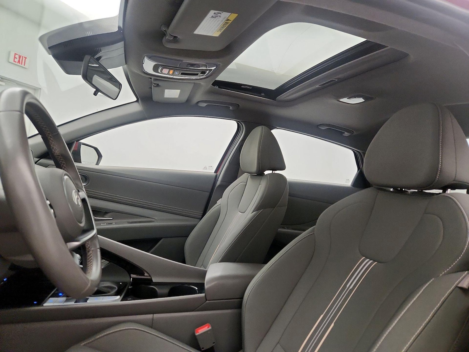 Sunroof(s) & Overhead Airbags