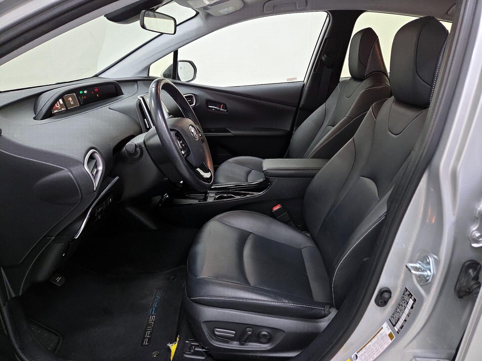 2021 Toyota Prius Prime XLE - Photo 12
