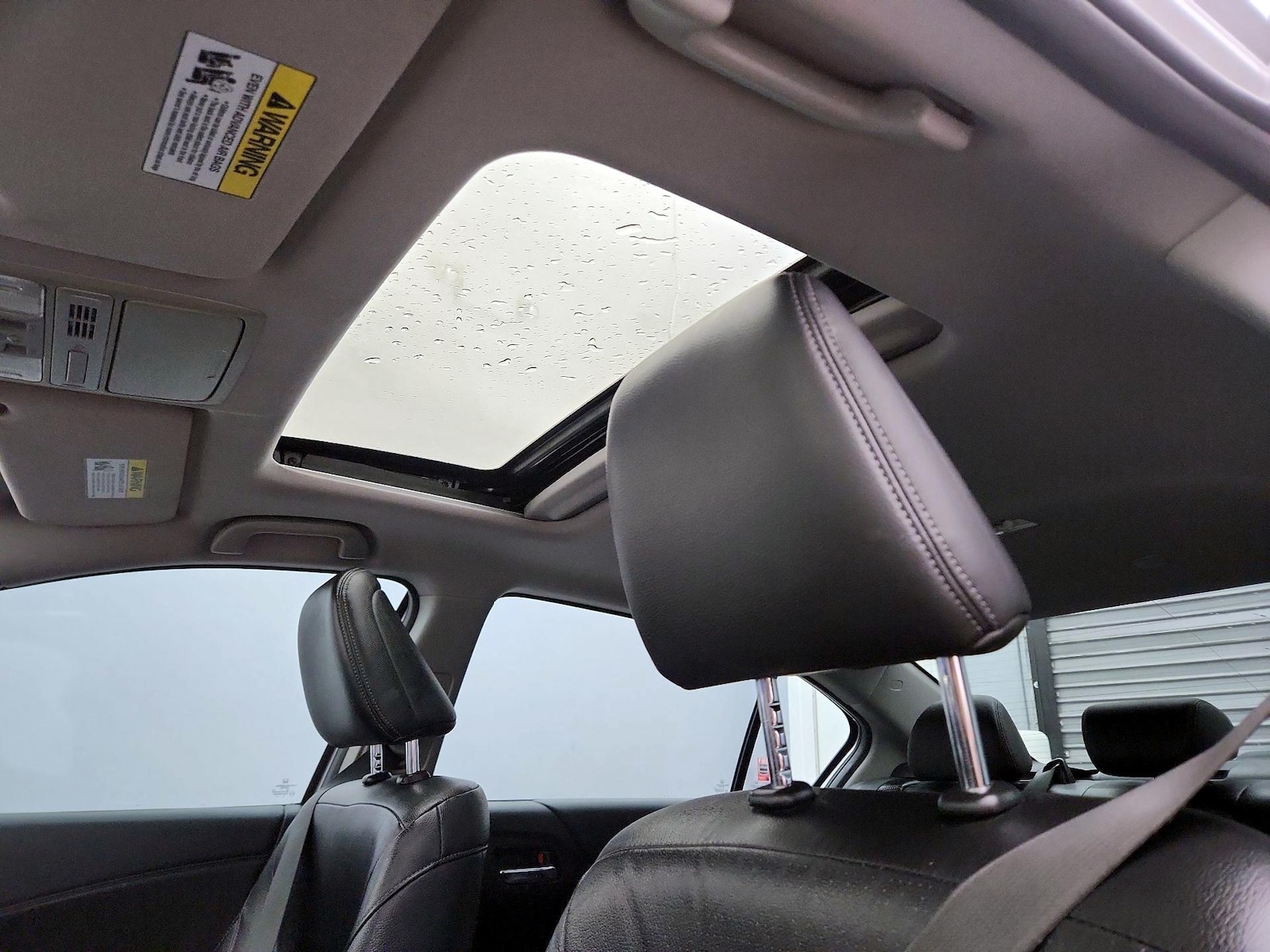 Sunroof(s) & Overhead Airbags
