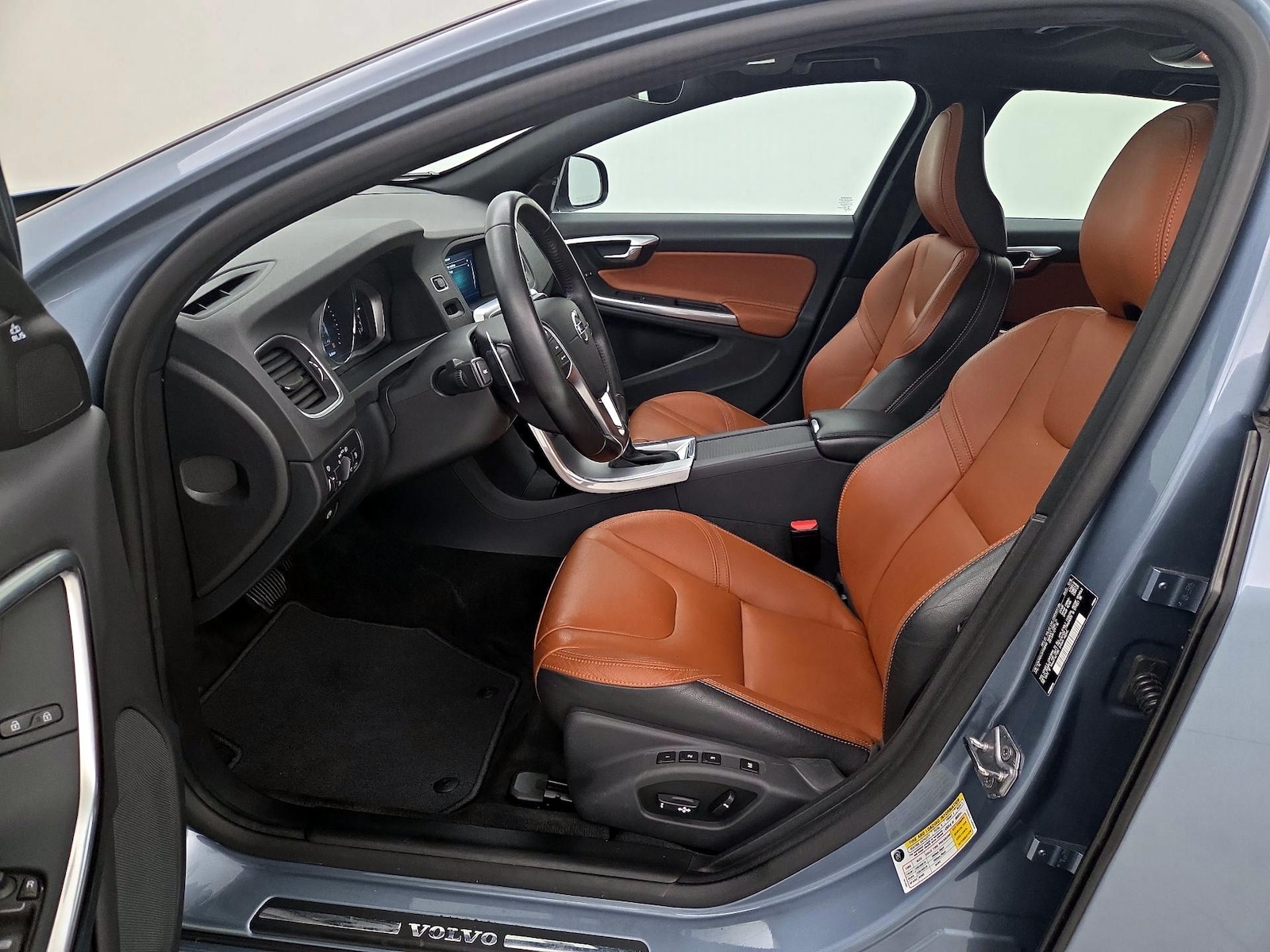 2017 Volvo V60 Premier - Photo 12
