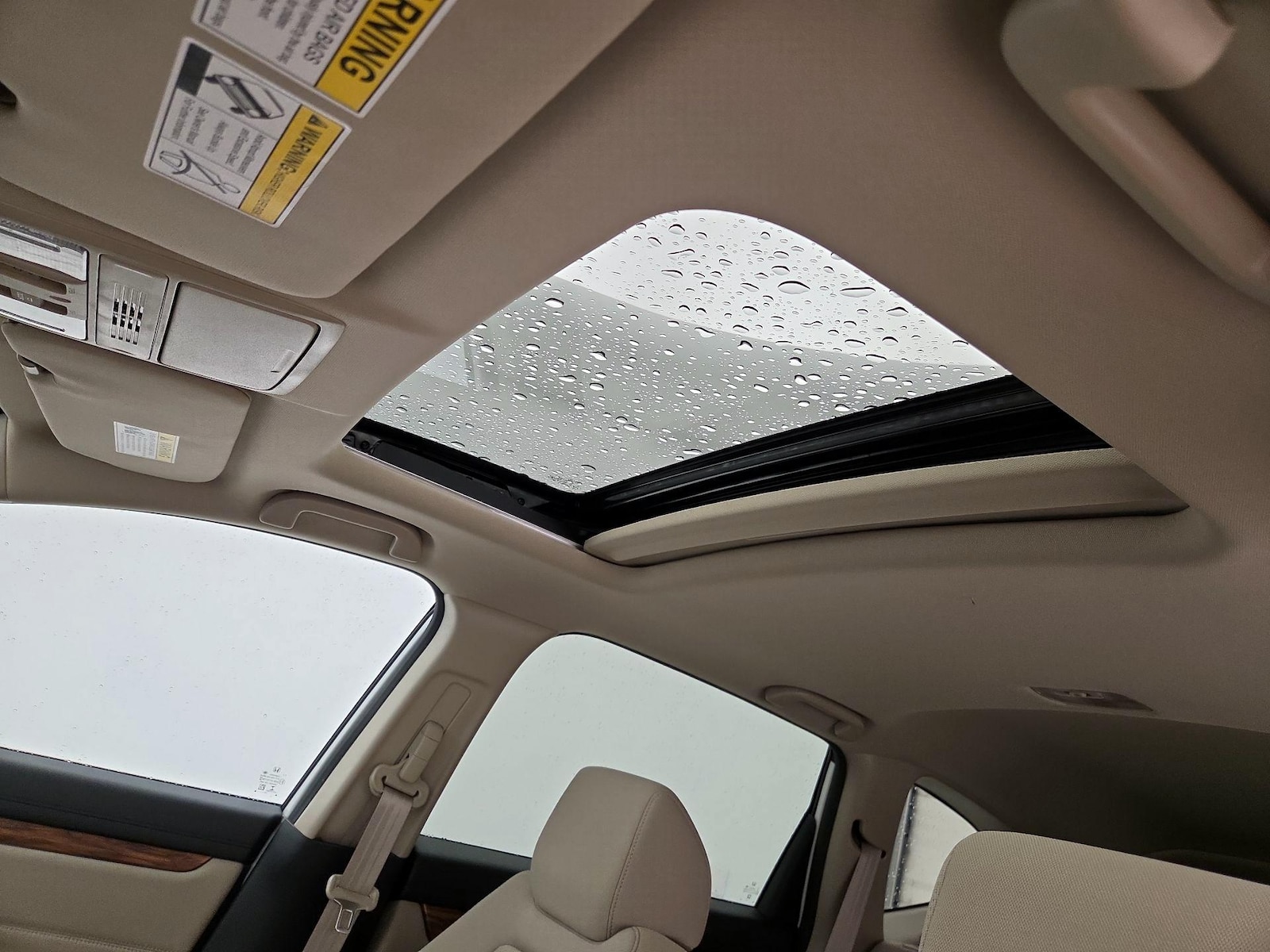 Sunroof(s) & Overhead Airbags