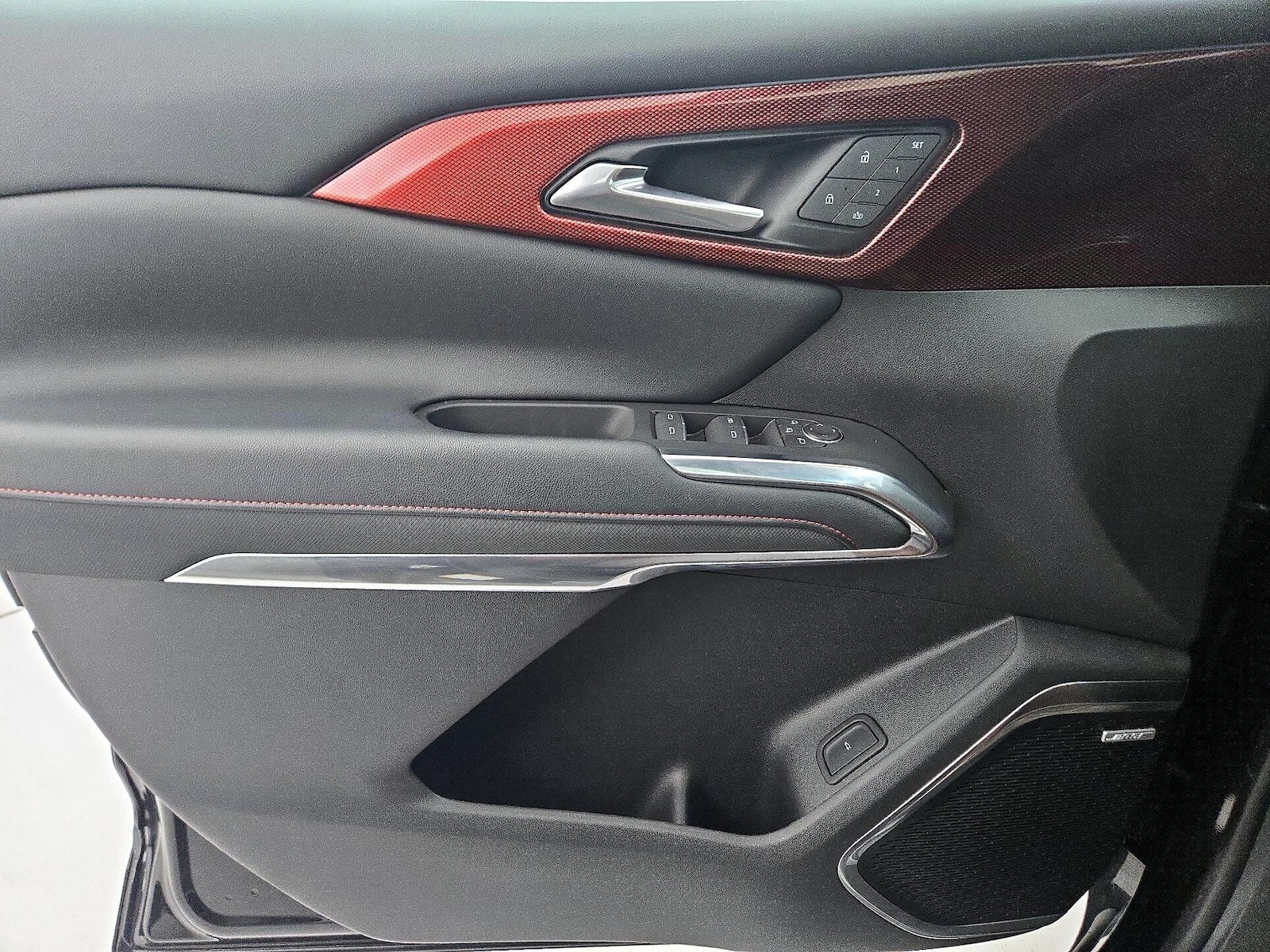 2024 Chevrolet Traverse RS - Photo 13