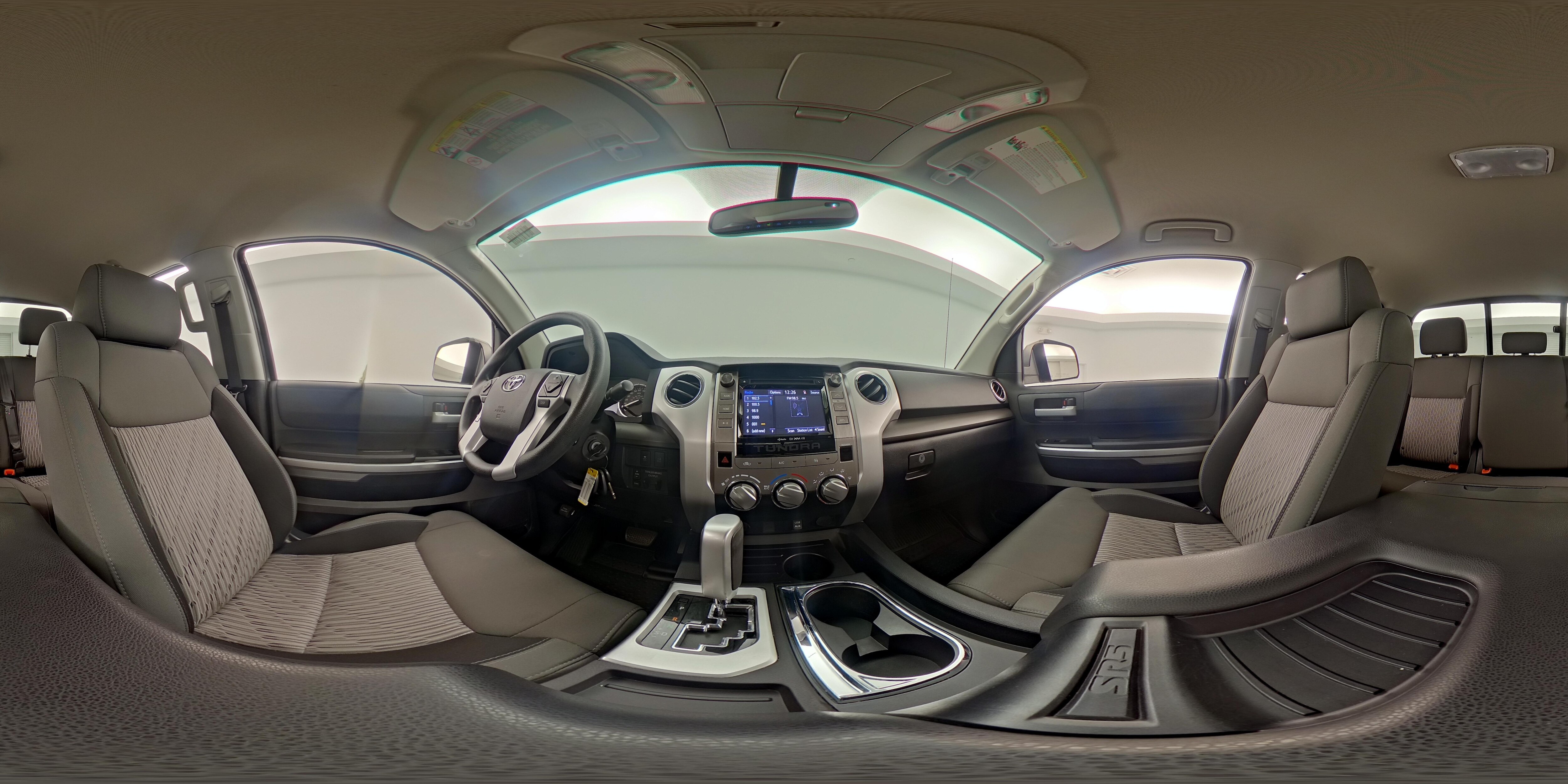 2017 Toyota Tundra SR5 - Photo 24