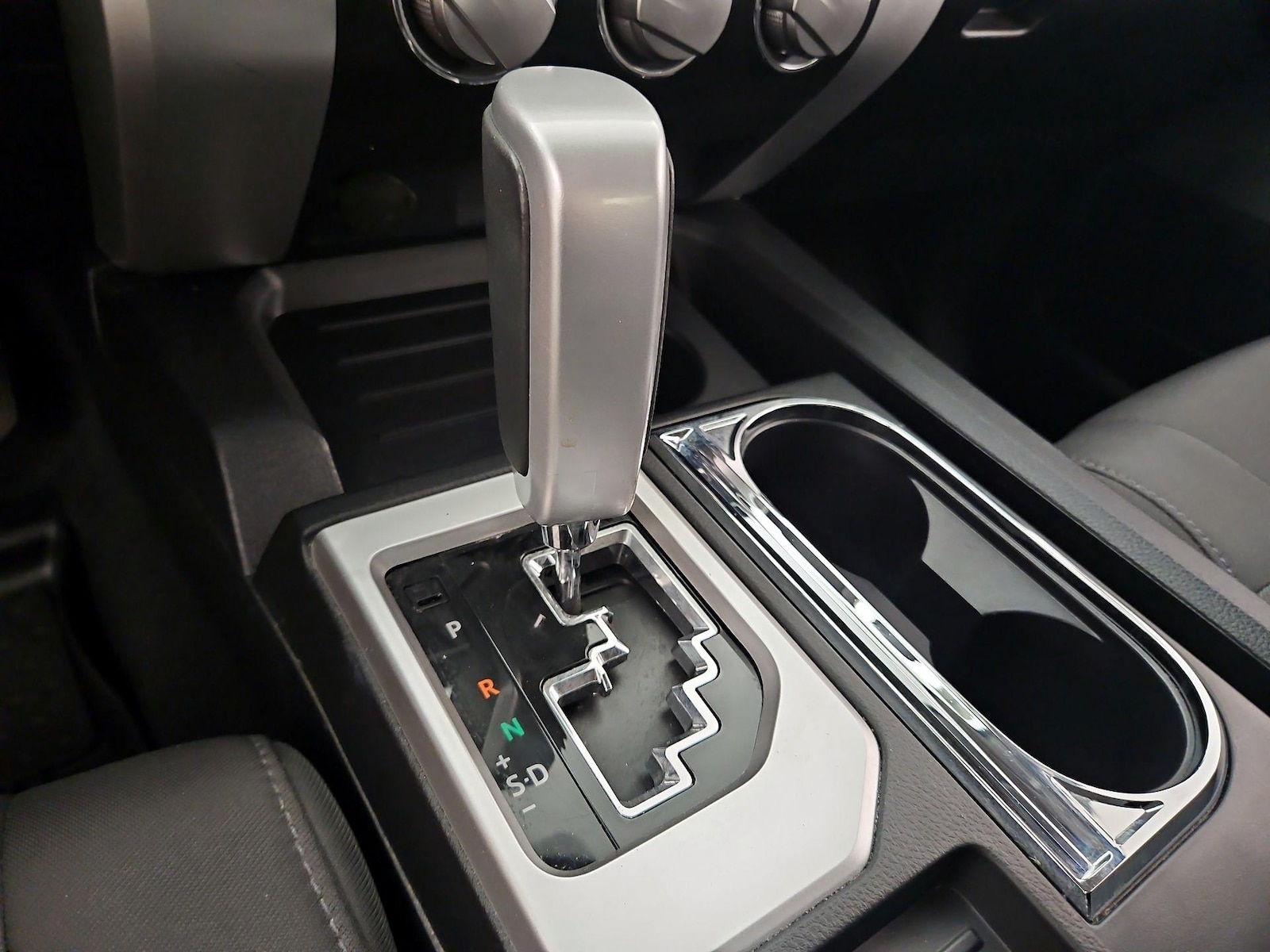 2017 Toyota Tundra SR5 - Photo 18