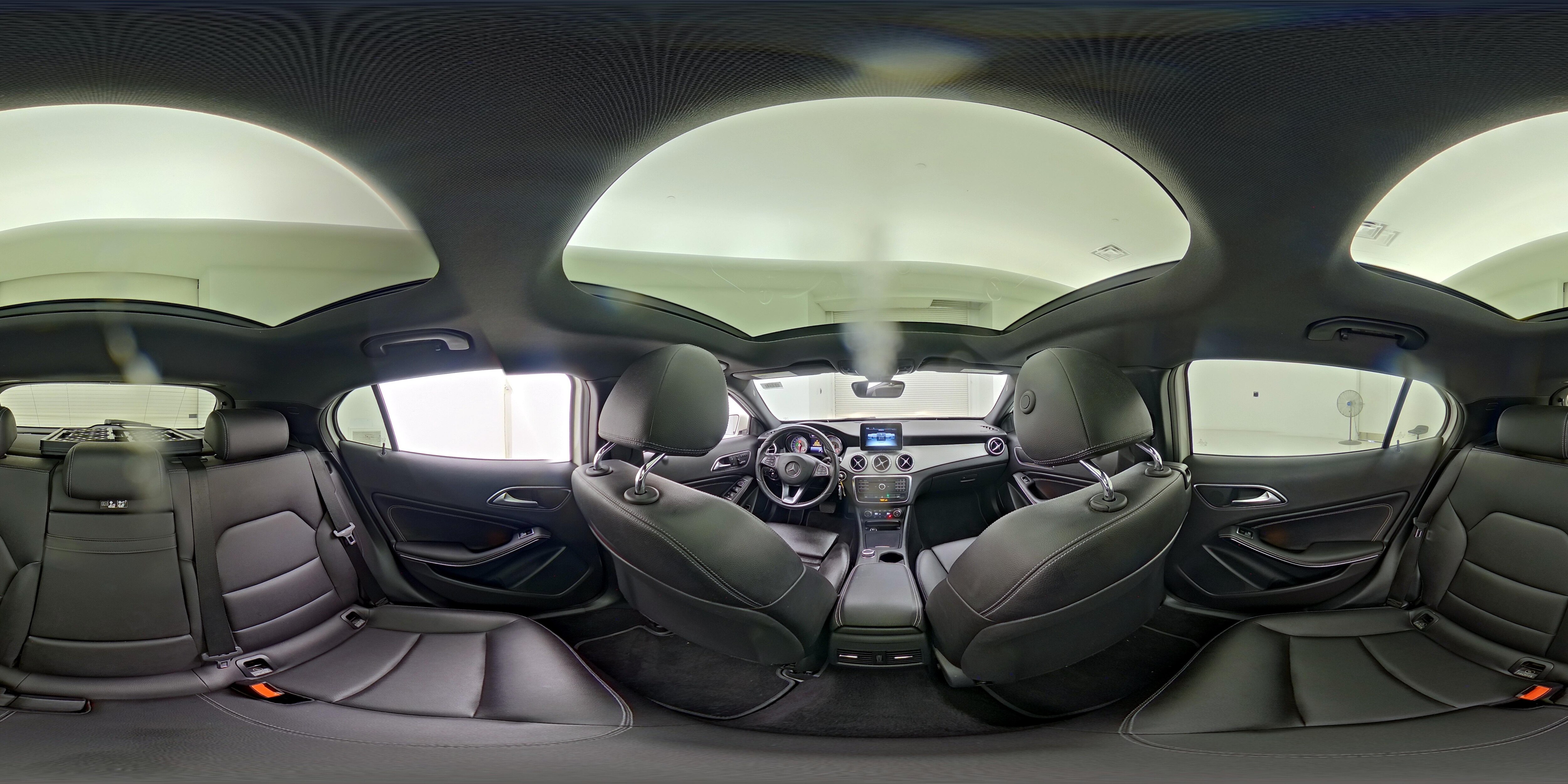 2016 Mercedes-Benz GLA-Class GLA250 - Photo 26