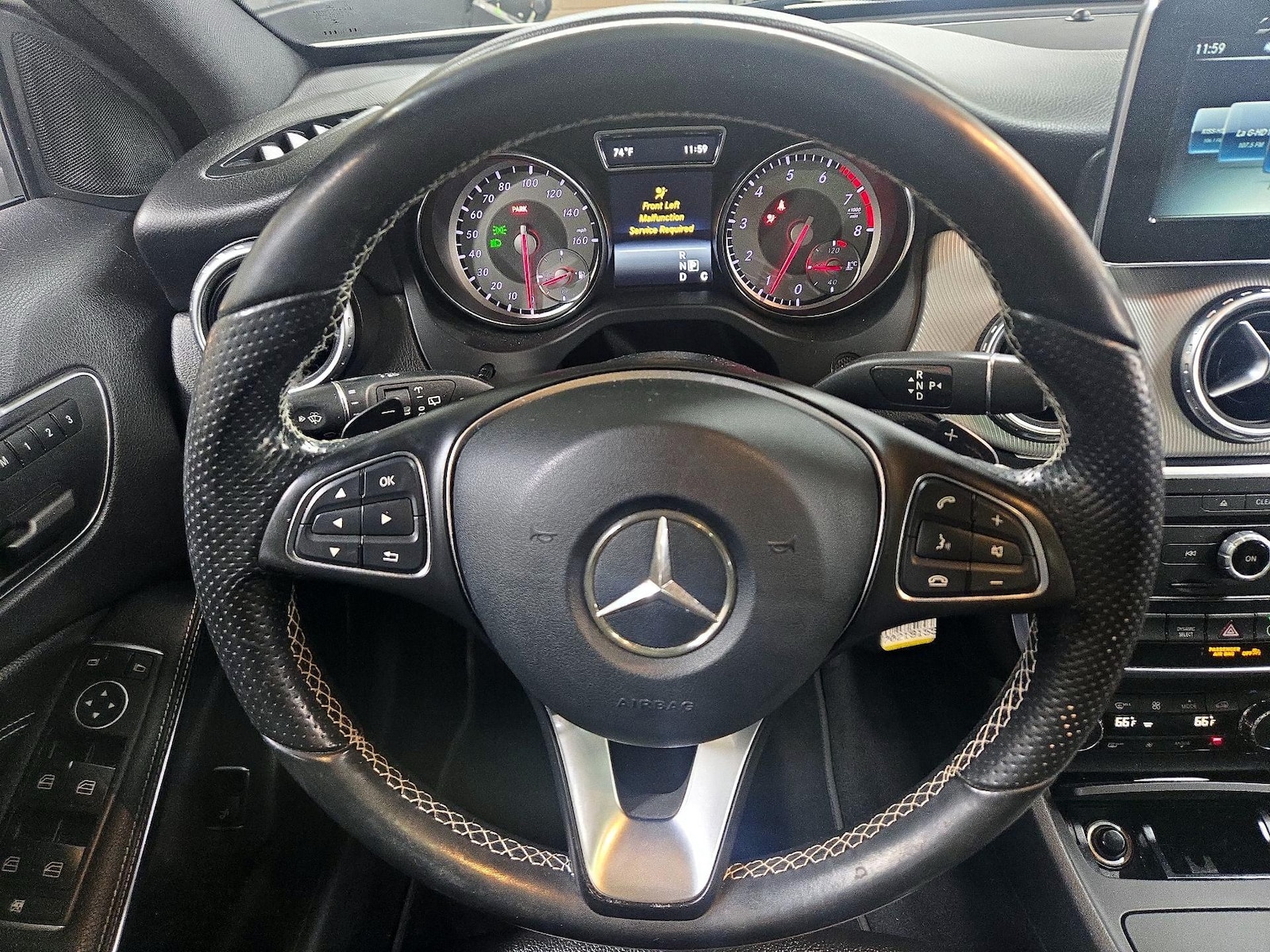 2016 Mercedes-Benz GLA-Class GLA250 - Photo 11