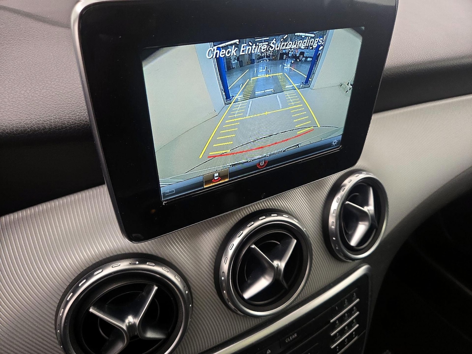 2016 Mercedes-Benz GLA-Class GLA250 - Photo 15