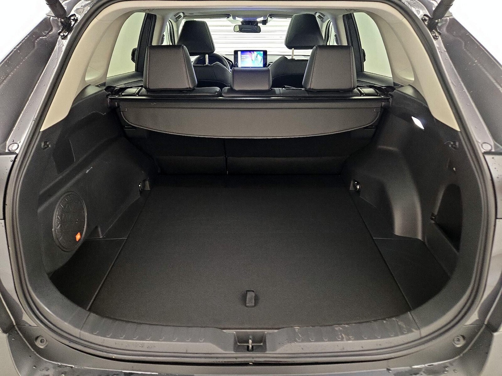 2025 Toyota RAV4 XLE Premium - Photo 23