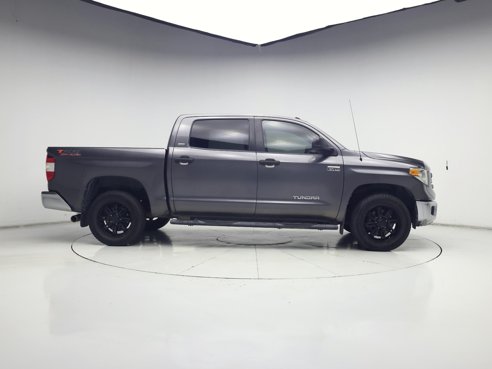 2014 Toyota Tundra SR5 - Photo 8