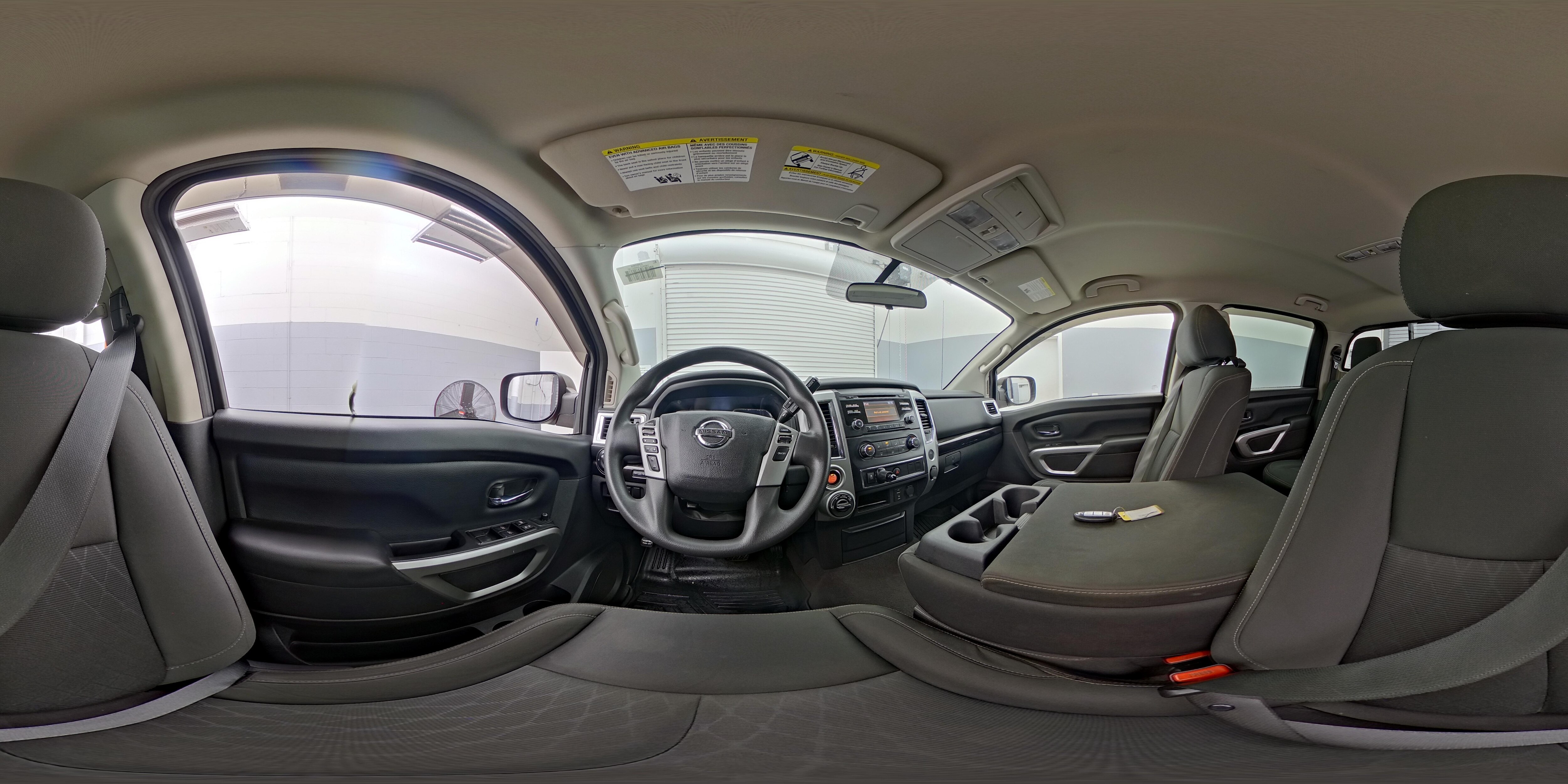 2017 Nissan Titan SV - Photo 25