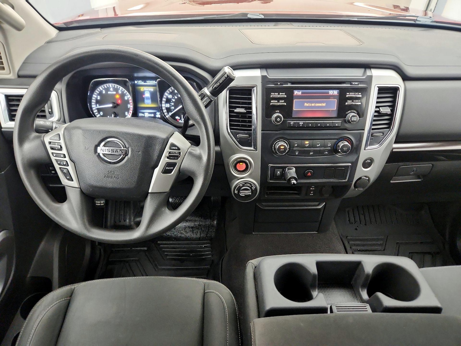 2017 Nissan Titan SV - Photo 10