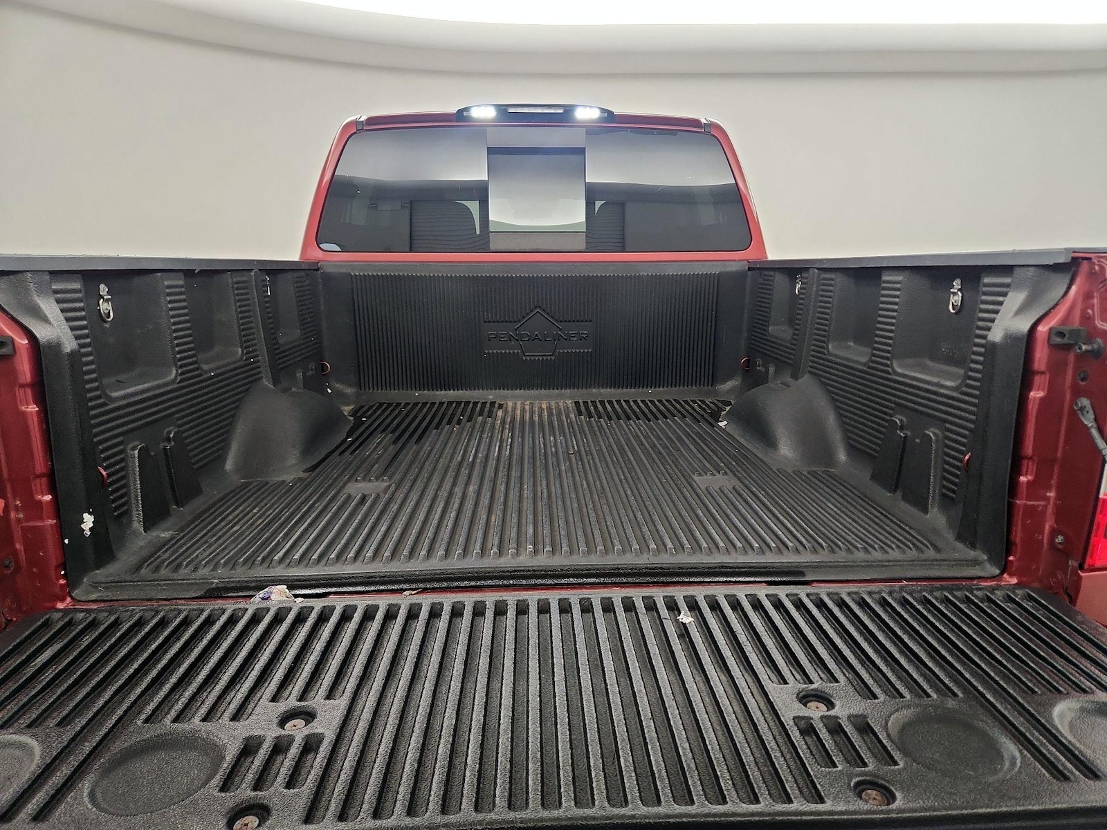 2017 Nissan Titan SV - Photo 20
