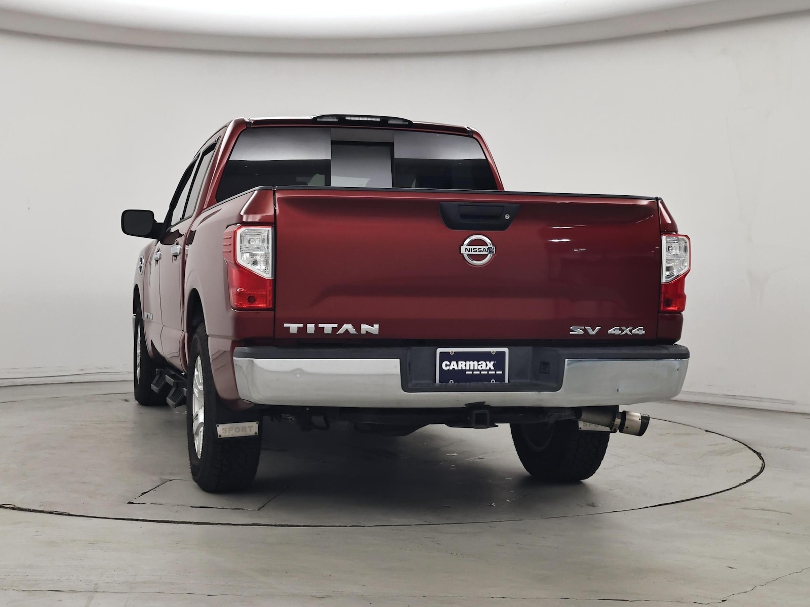 2017 Nissan Titan SV - Photo 7