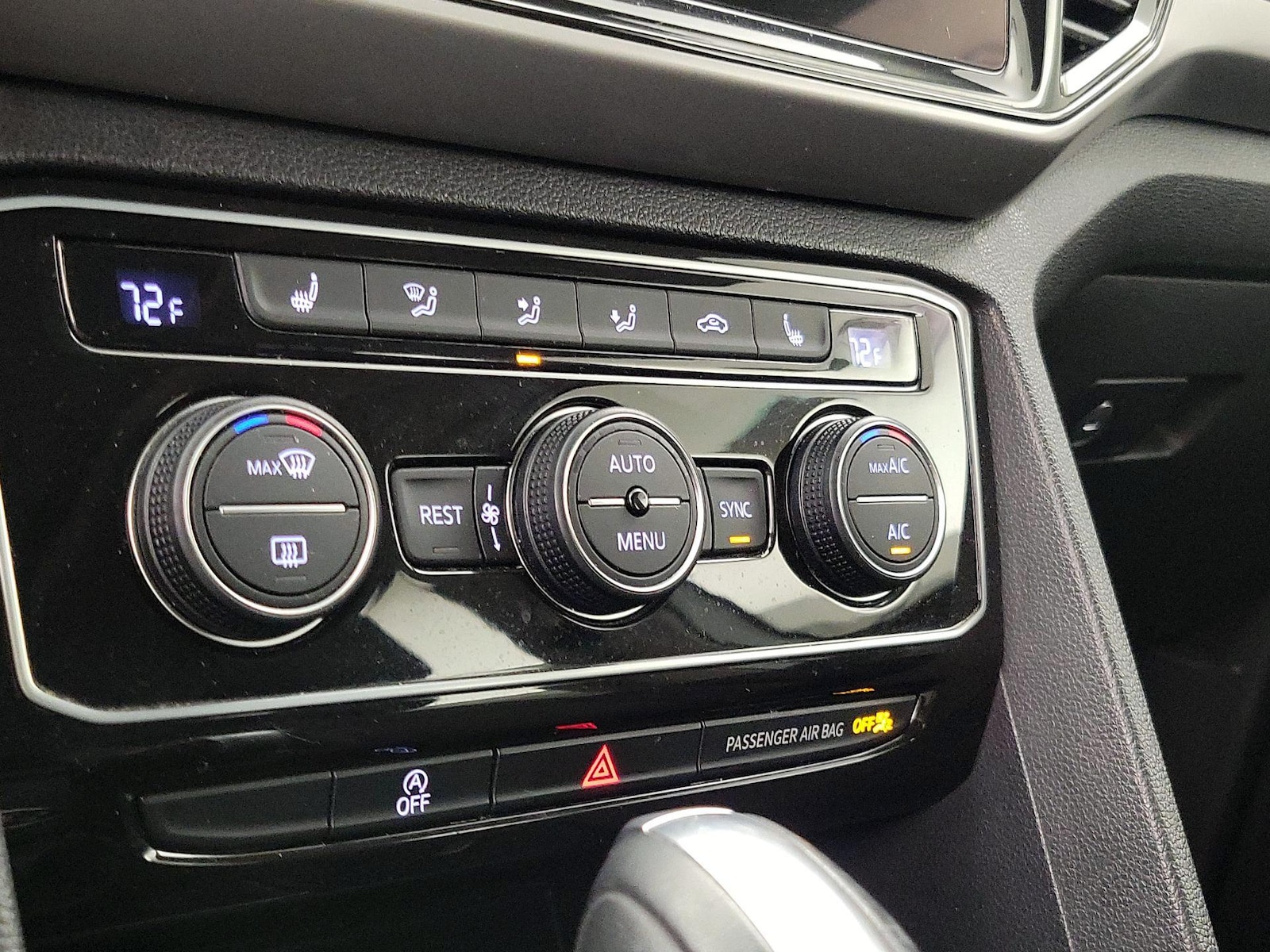 2021 Volkswagen Atlas SEL - Photo 17
