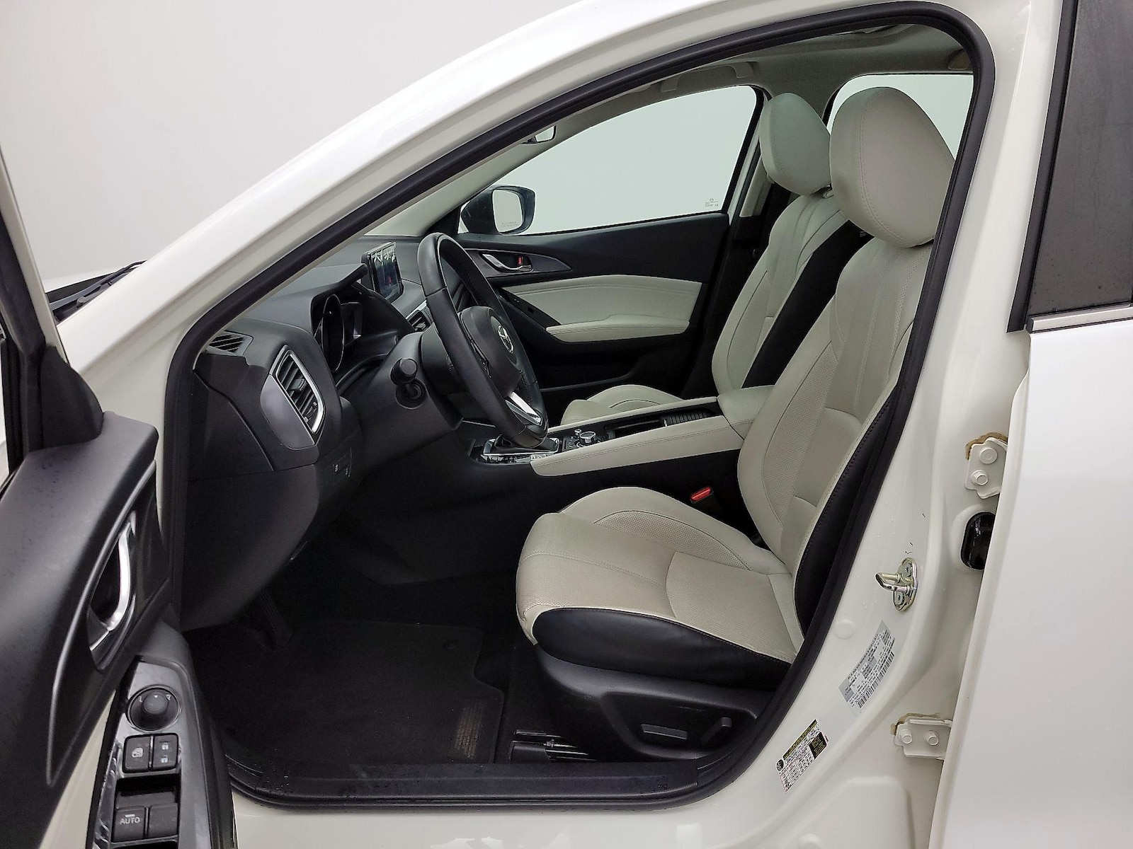 2018 Mazda Mazda3 Grand Touring - Photo 12