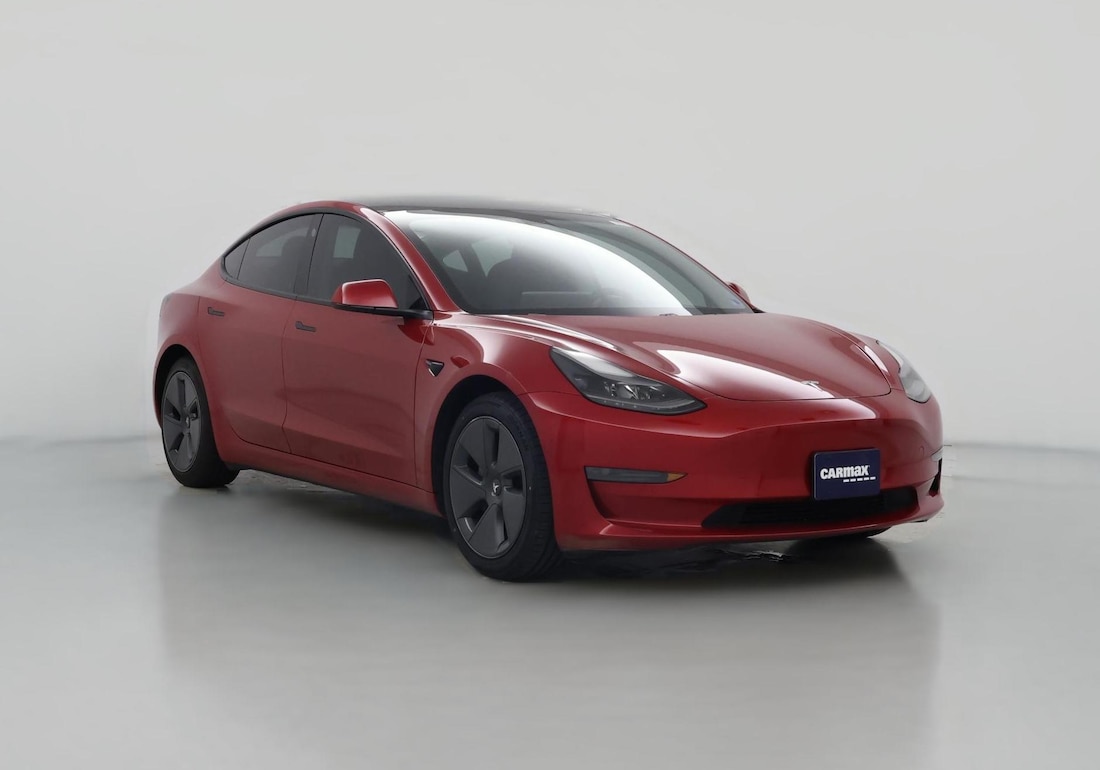 2021 Tesla Model 3 Standard Range Plus in Red — CarMax photo