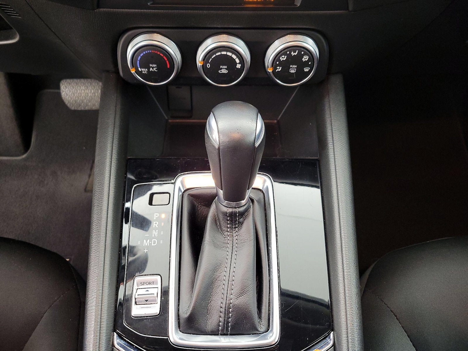 2020 Mazda CX-5 Sport - Photo 18