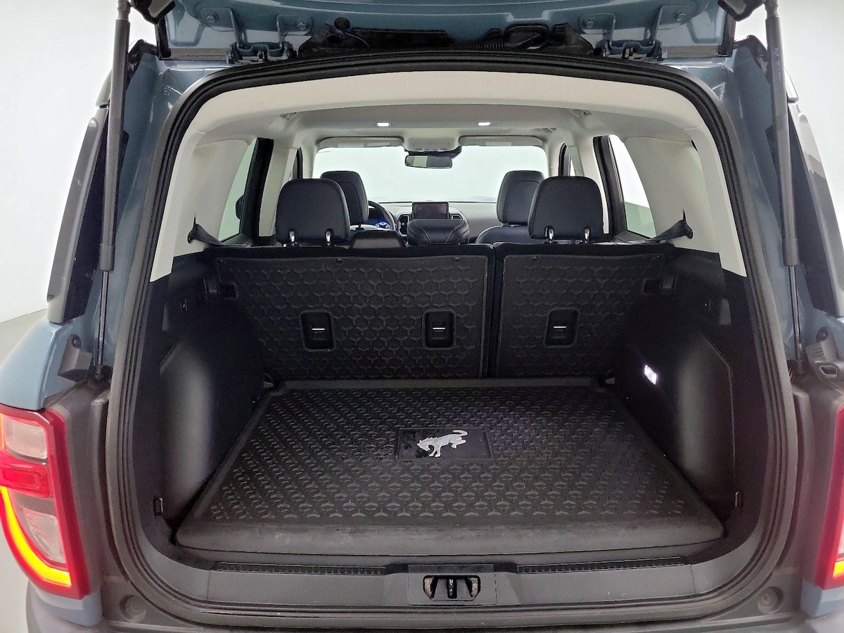 Trunk/Cargo (Seats Up)