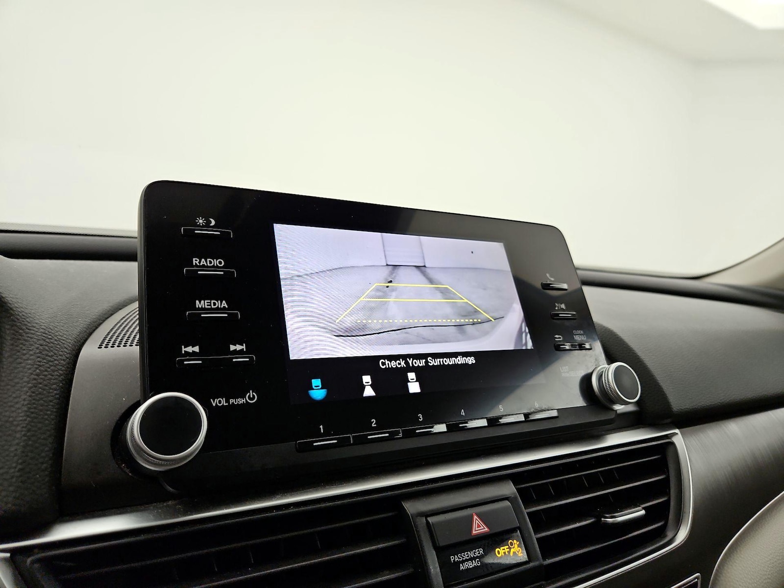2018 Honda Accord LX - Photo 15