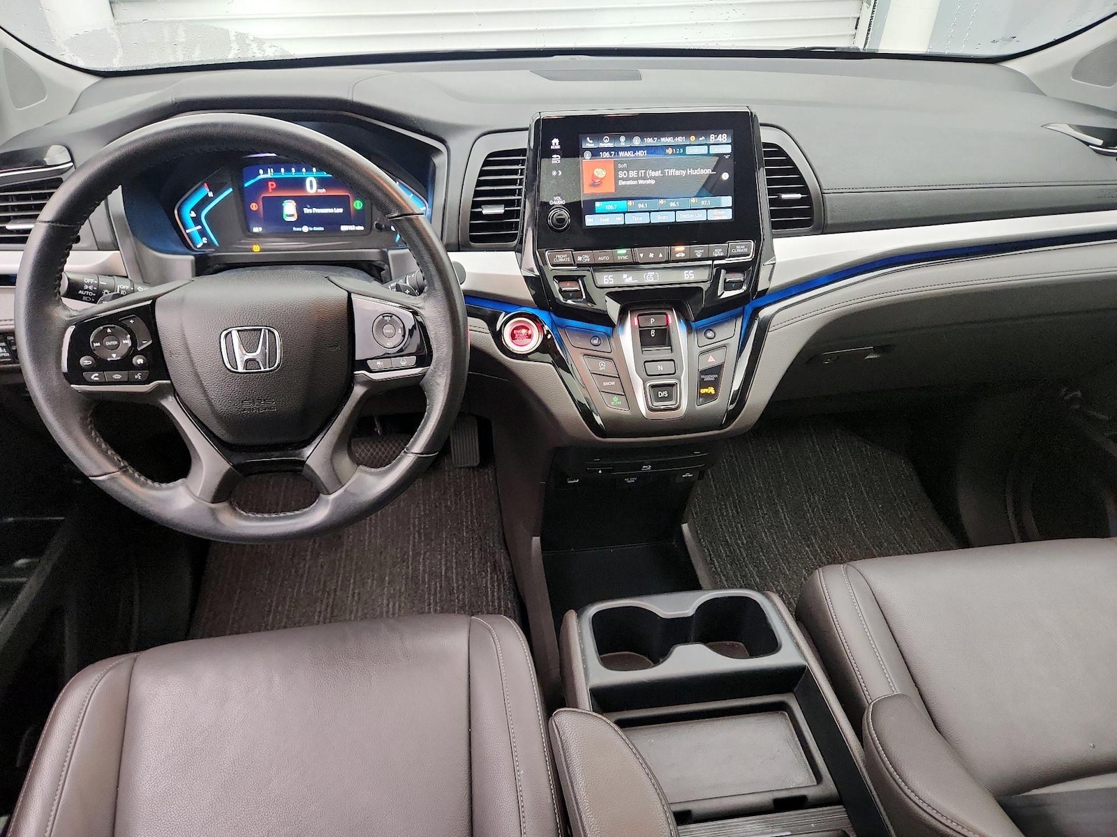 Apple CarPlay® & Android Auto™